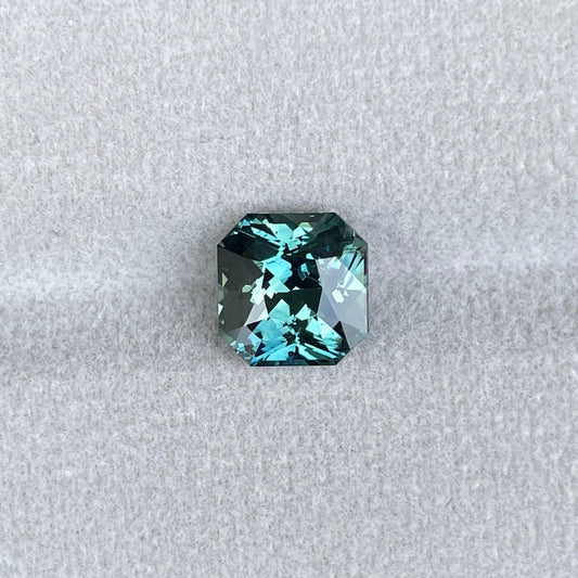 This 3.35 carat Teal Sapphire is well cut to bring out the best colour and luster, 8.20mm x 8.30mm x 5.50mm