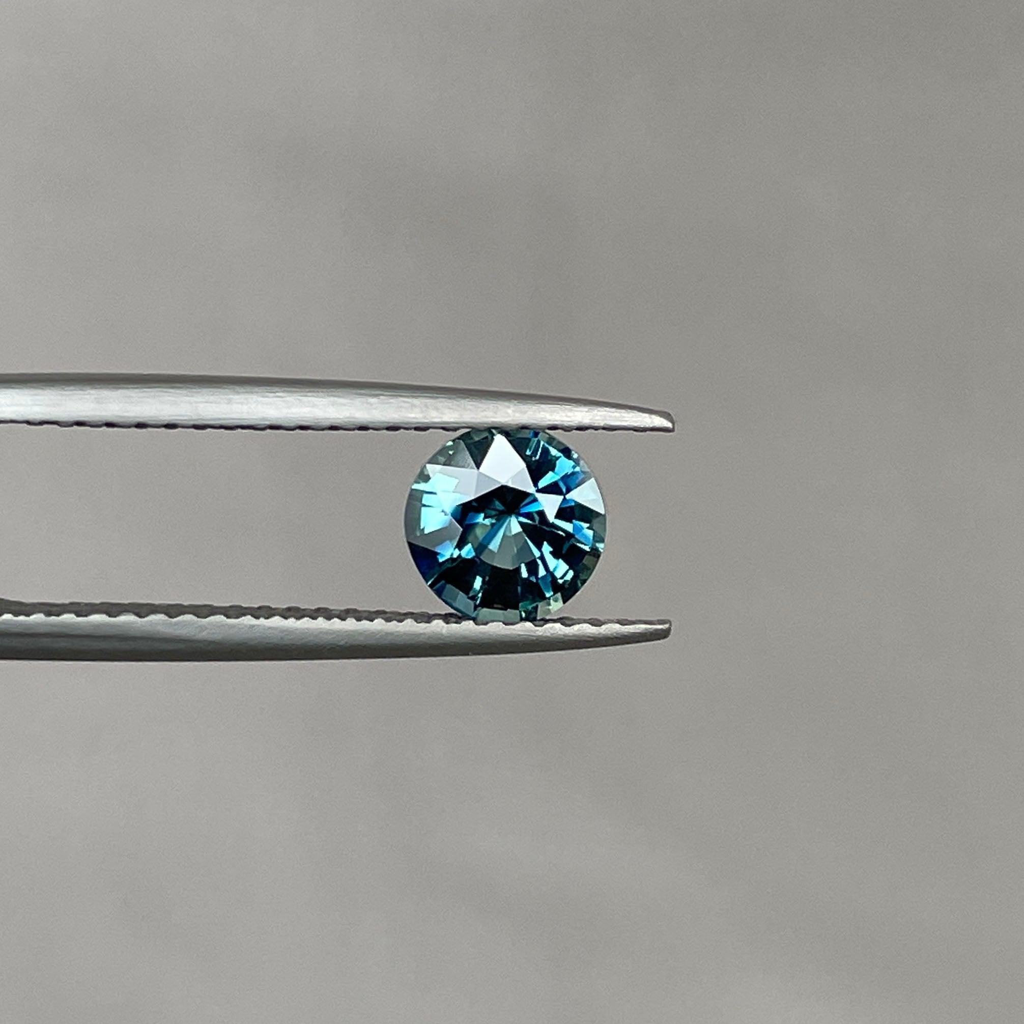 Saphir bleu sarcelle Bague saphir sarcelle NASHGEMS