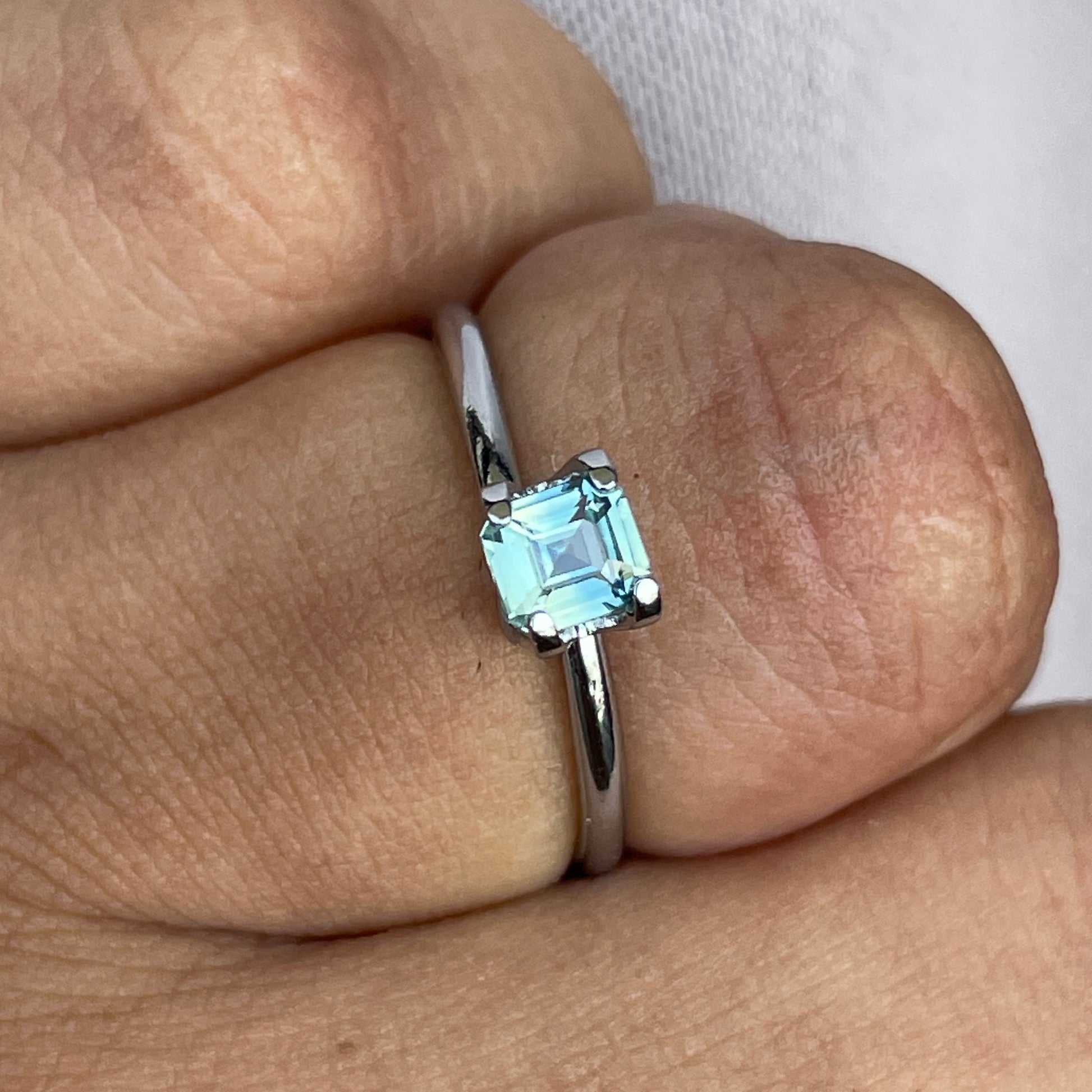 Natural Unheated Bi-Color Sapphire 0.57 carats