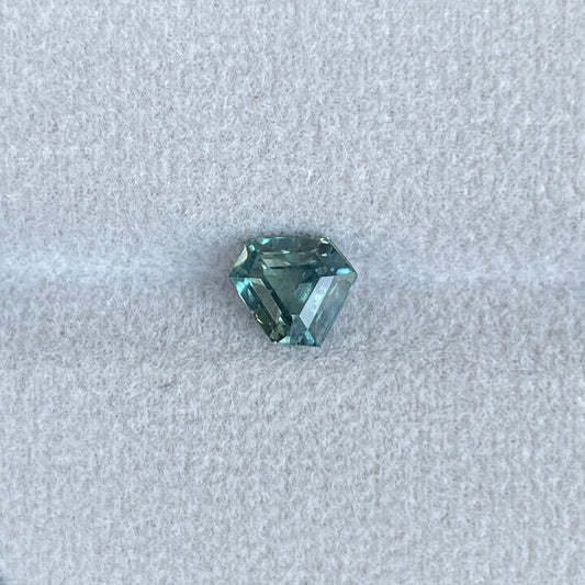 1.55 ct Certified Natural Green Sapphire