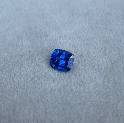 Sri Lanka Cushion Cut Blue Sapphire 1.05 Cts