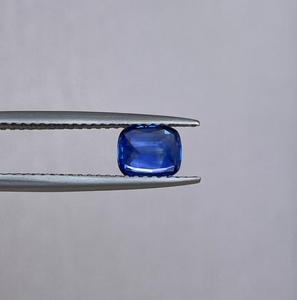 Sri Lanka Cushion Cut Blue Sapphire 1.05 Cts - NASHGEMS