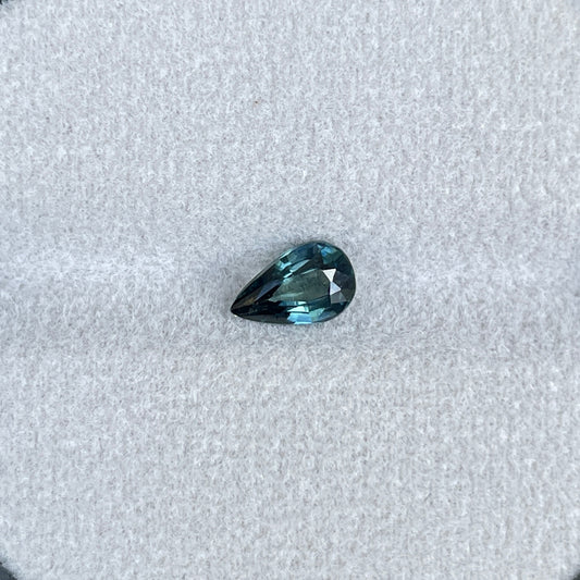 Teal sapphire stone, Pear cut teal sapphire, 1.01 crt top color teal sapphire Bluish green teal sapphire 7.60 x 4.80 mm teal sapphire