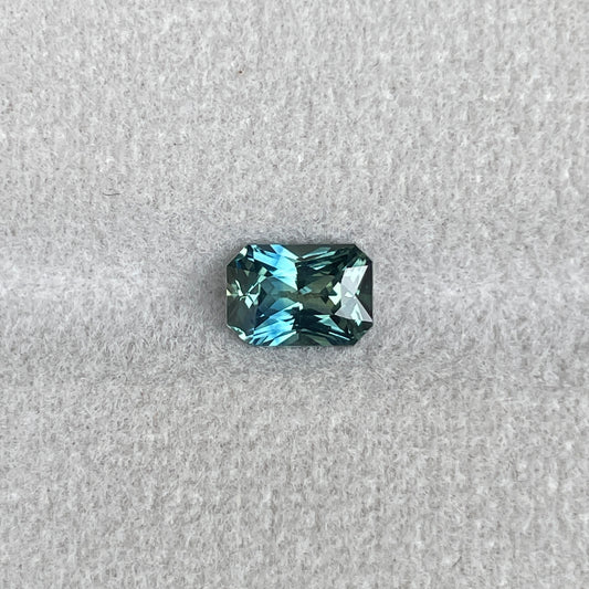 Certified heated Teal Blue Radiant Cut Sapphire 1.19 Carats 4.90 x 7.00 x 3.50 mm
