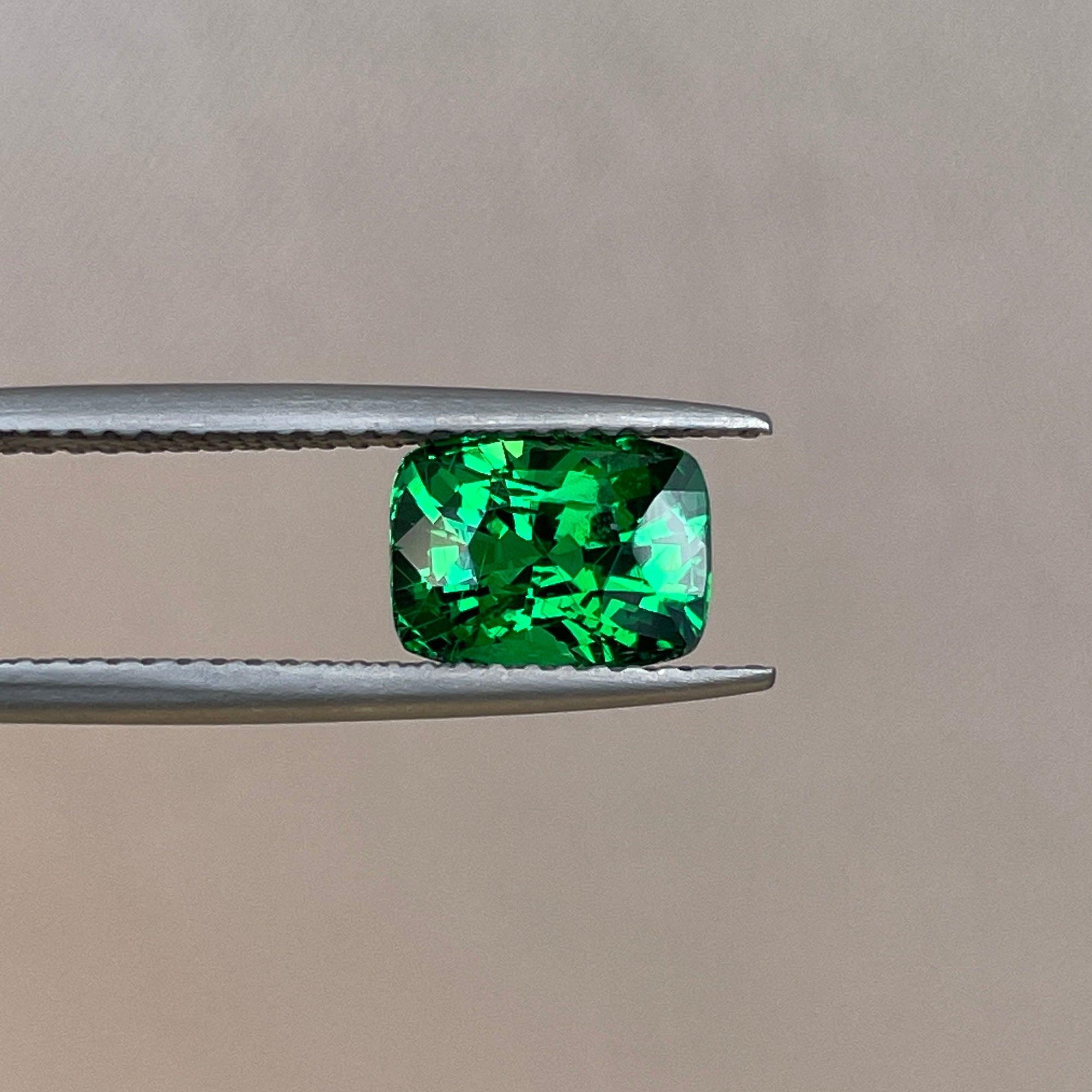 Vivid Green Natural Tsavorire 2.05 crt