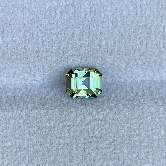 1.12 ct Certified Natural Green Sapphire