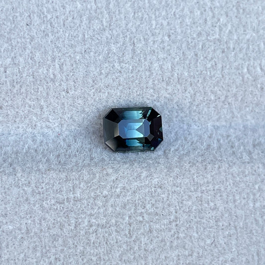 1.20 crt Teal Natural Emerald Sapphire