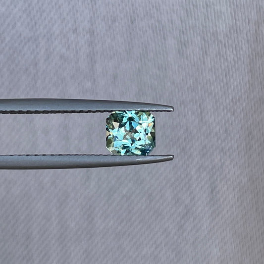 Teal Sapphire 0.88 Ct, Natural Teal Sapphire 