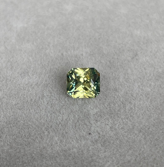 1.20 crt green sapphire| teal sapphire| parti sapphire for engagement ring| montana sapphire| australian sapphire| mermaid sapphire| gems