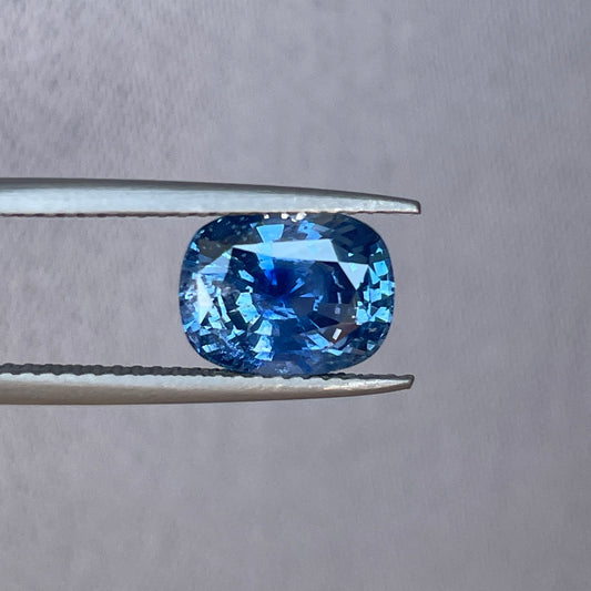 Natural earth mined Blue sapphire. 3.16 crt