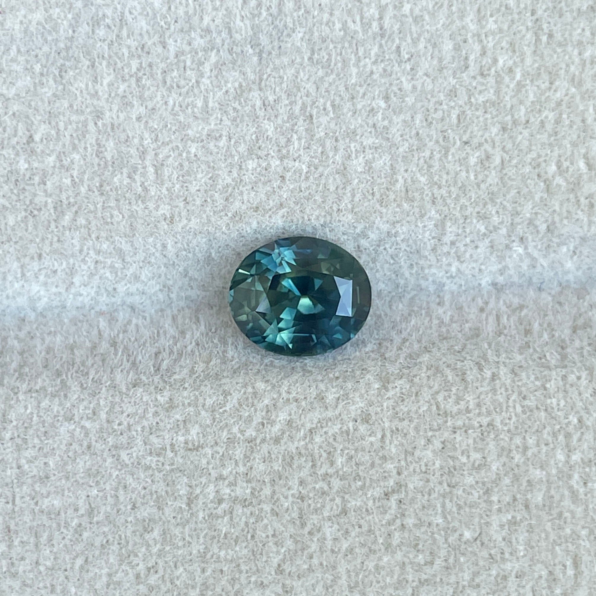 NATURAL GREEN SAPPHIRE OVAL 1.75