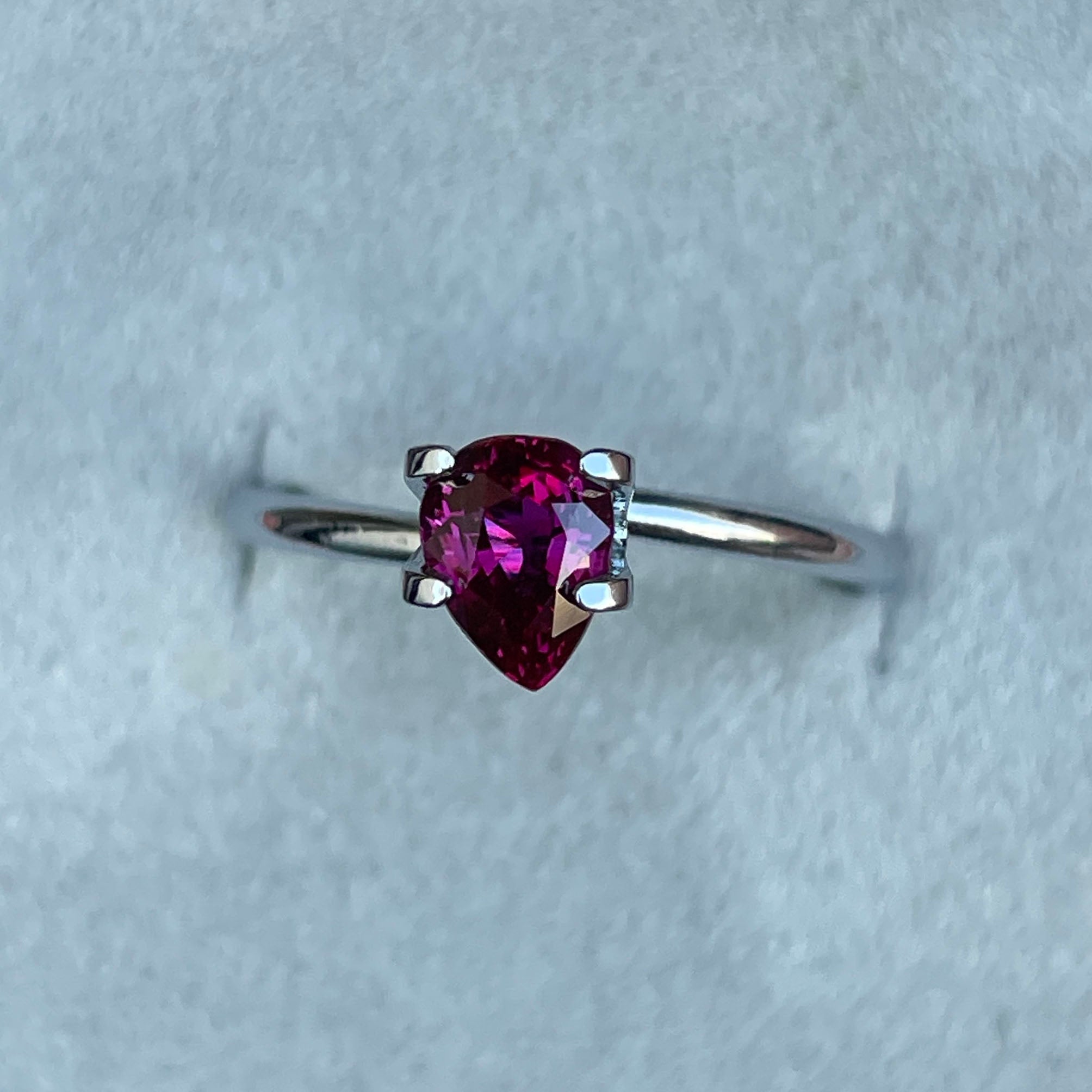 NATURAL RUBY PEAR CUT GEMSTONE 1.05