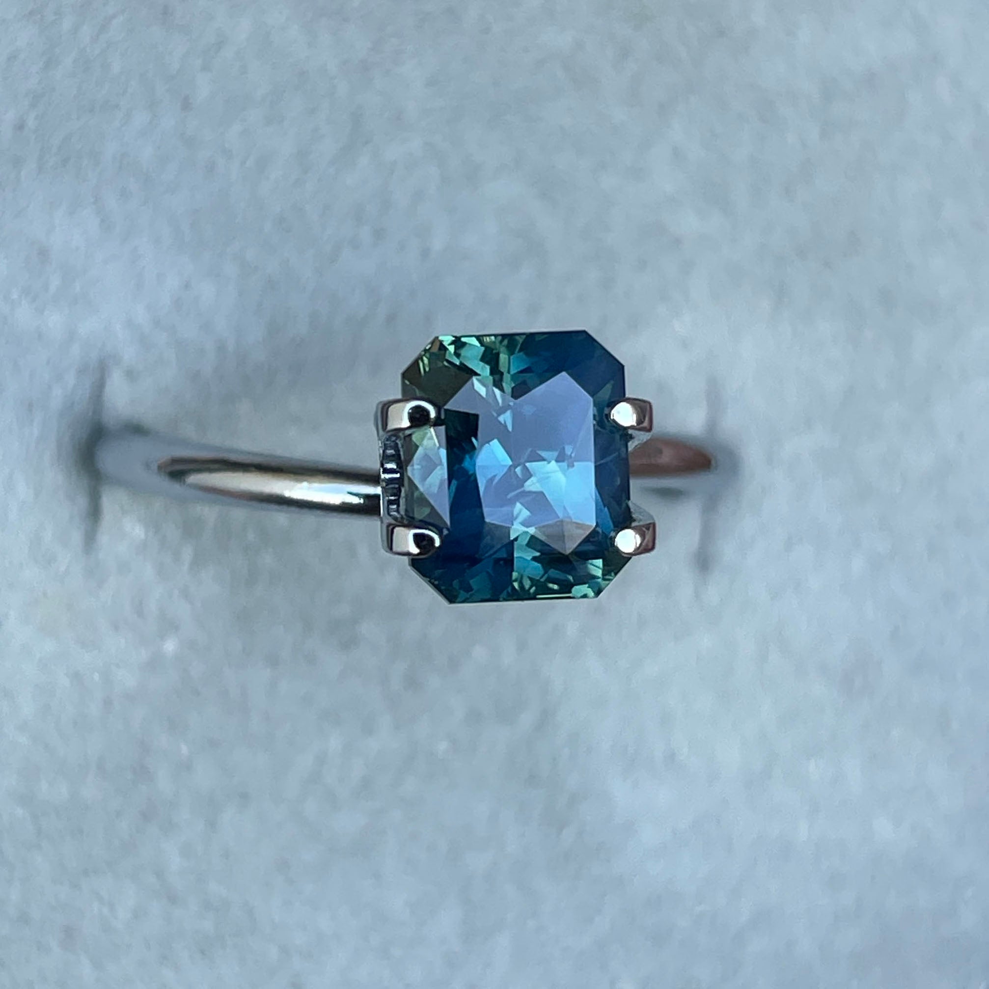 NATURAL TEAL BLUE GREEN 2.11