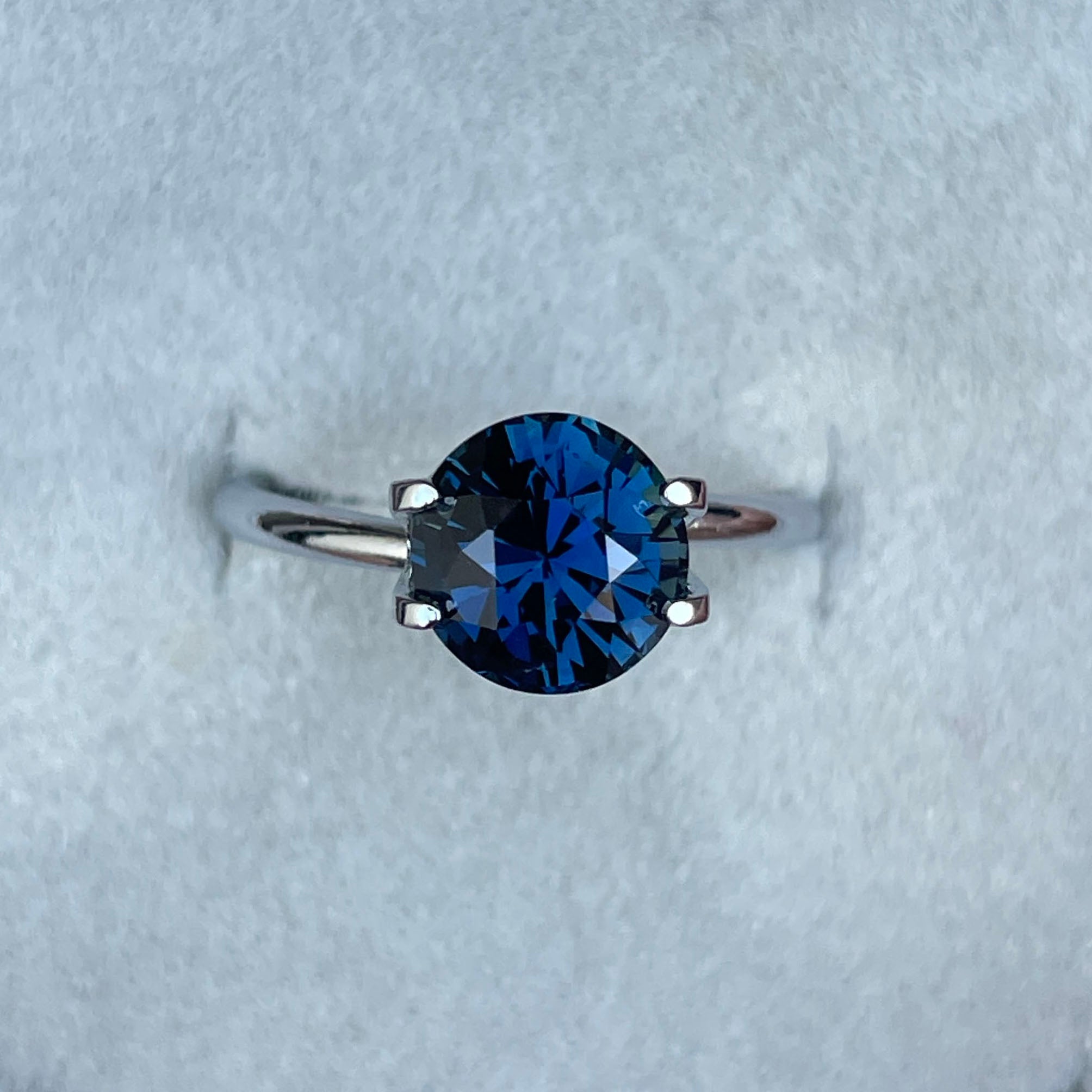 NATURAL TEAL BLUE GREEN ROUND SAPPHIRE 3.06