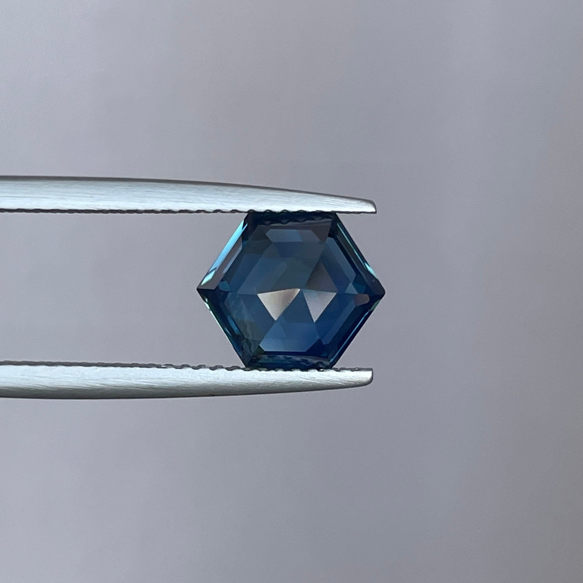 NATURAL TEAL BLUE SAPPHIRE HEXAGON 3.09
