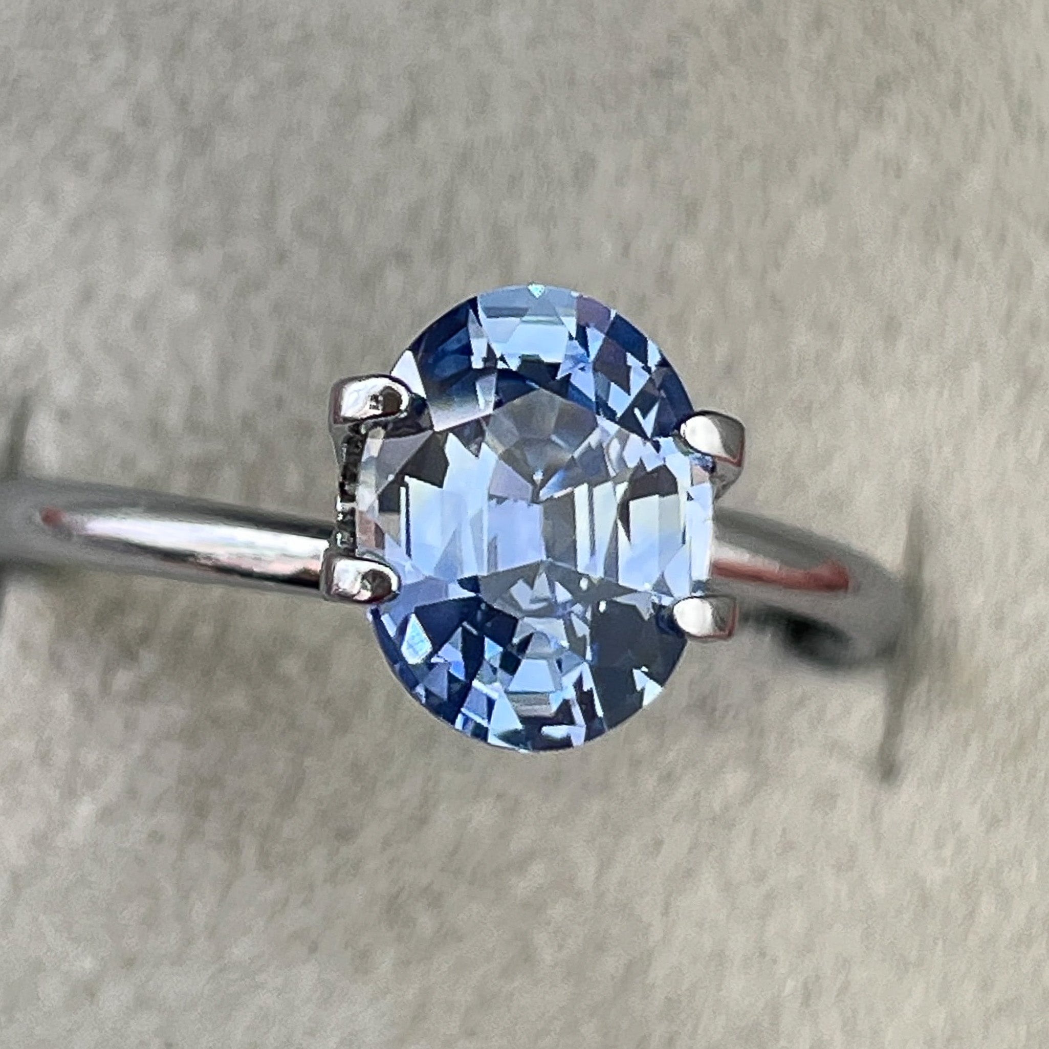 Natural Ceylon blue sapphire loose gemstone, 2.06 ct oval cut, no heat VVS clarity, ideal for engagement rings.