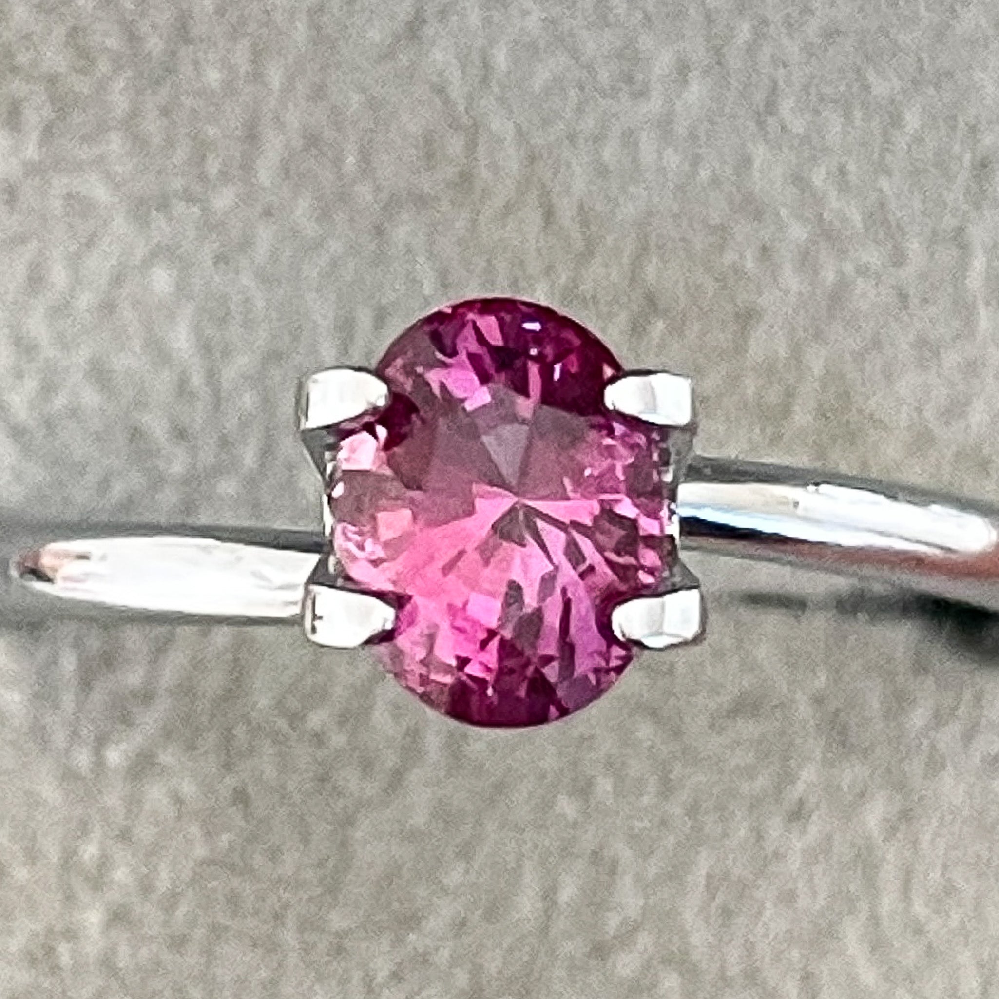 Natural pink sapphire loose gemstone, 1.00 Ct oval cut, heat treated pink sapphire by NASHGEMS for engagement rings.