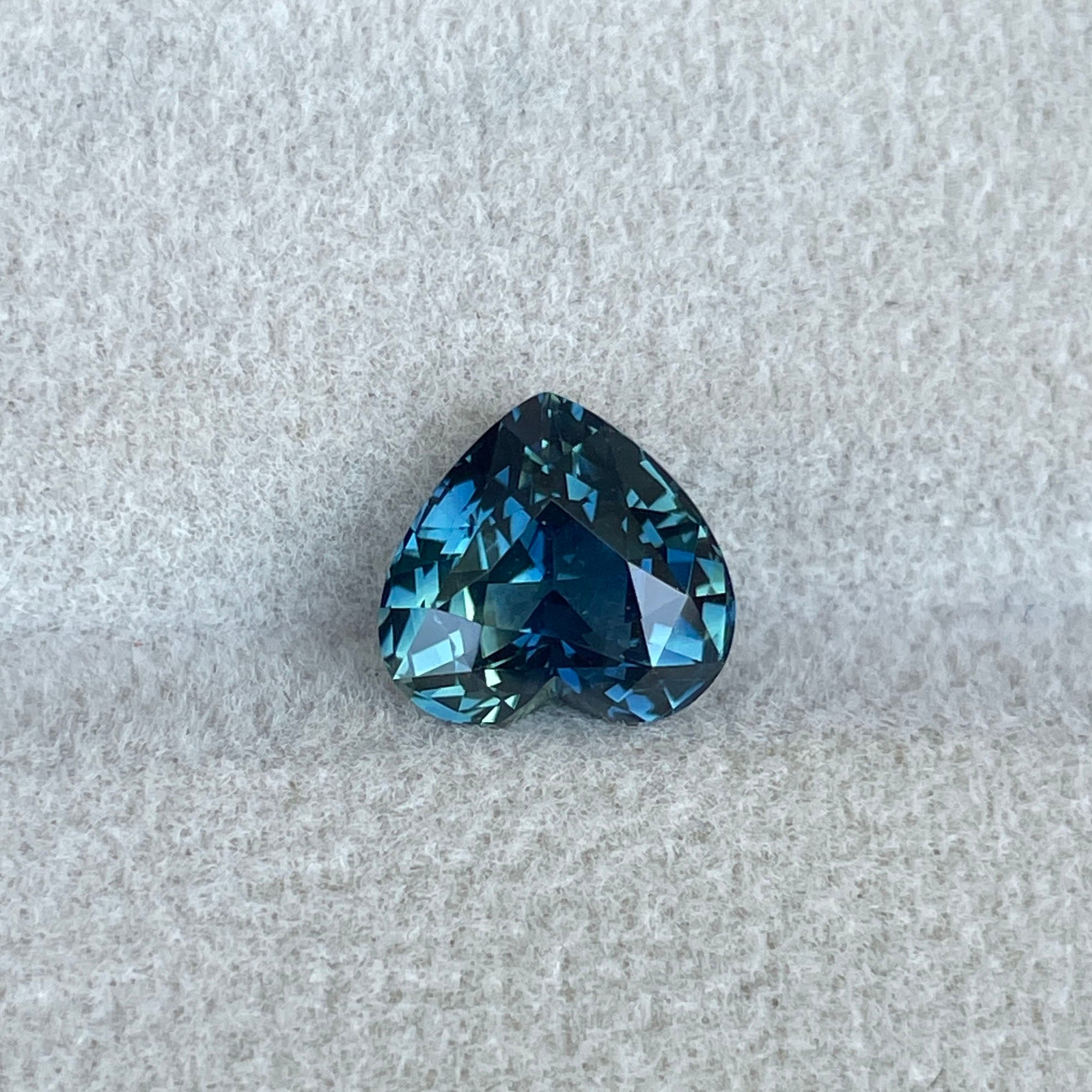 TEAL BLUE GREEN HEART SAPPHIRE 3.08