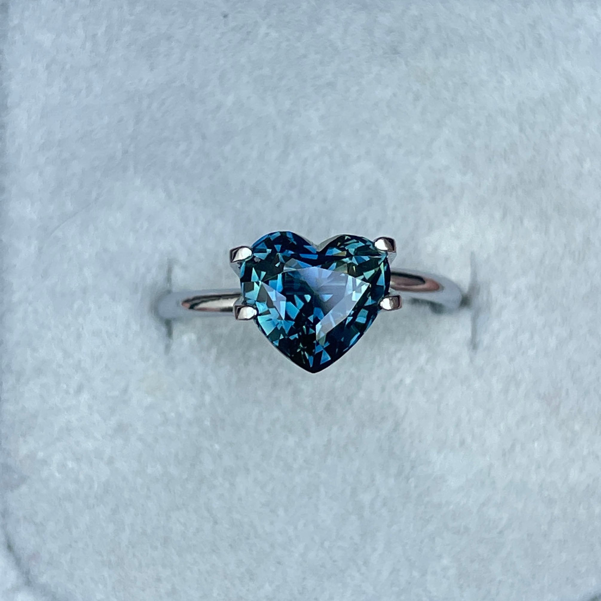 TEAL BLUE GREEN HEART SAPPHIRE 3.08