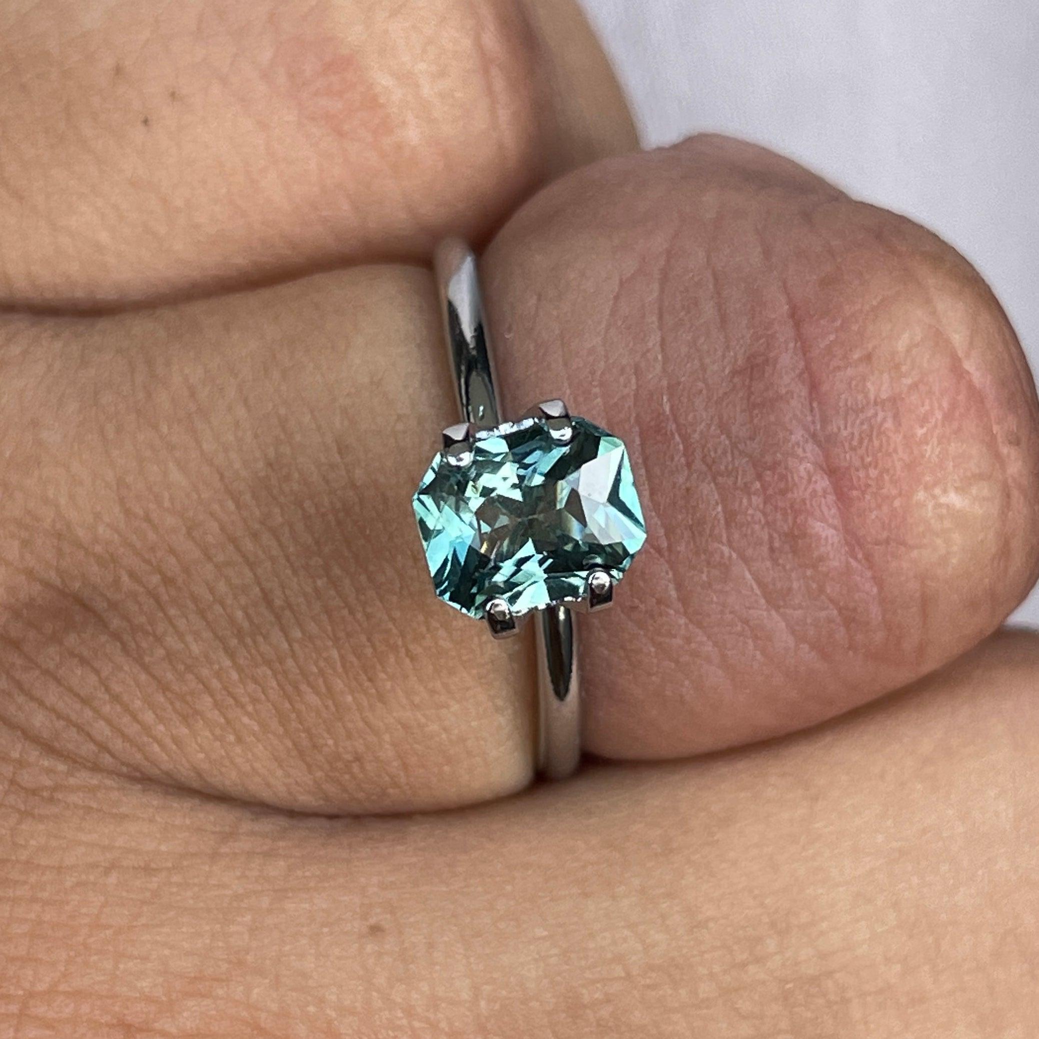 bi coloured parti sapphire