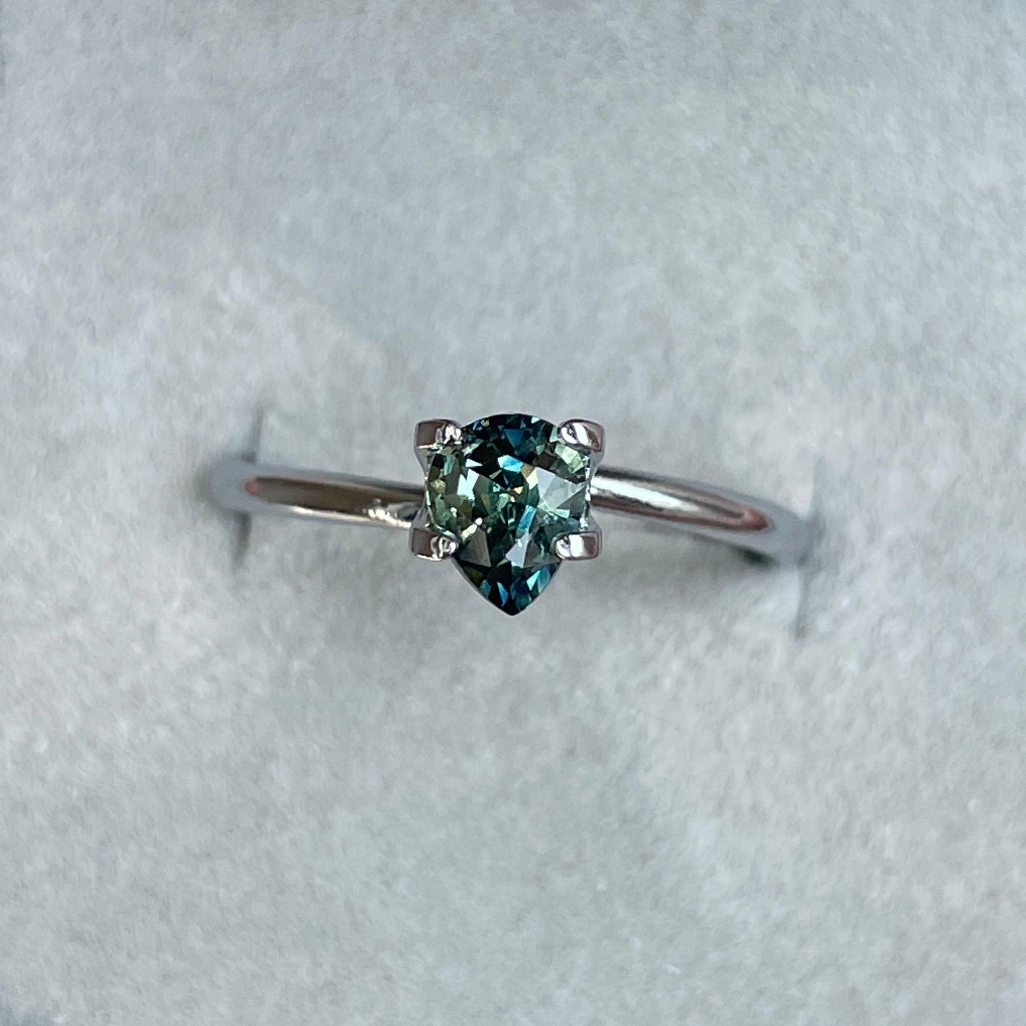 bi coloured parti sapphire