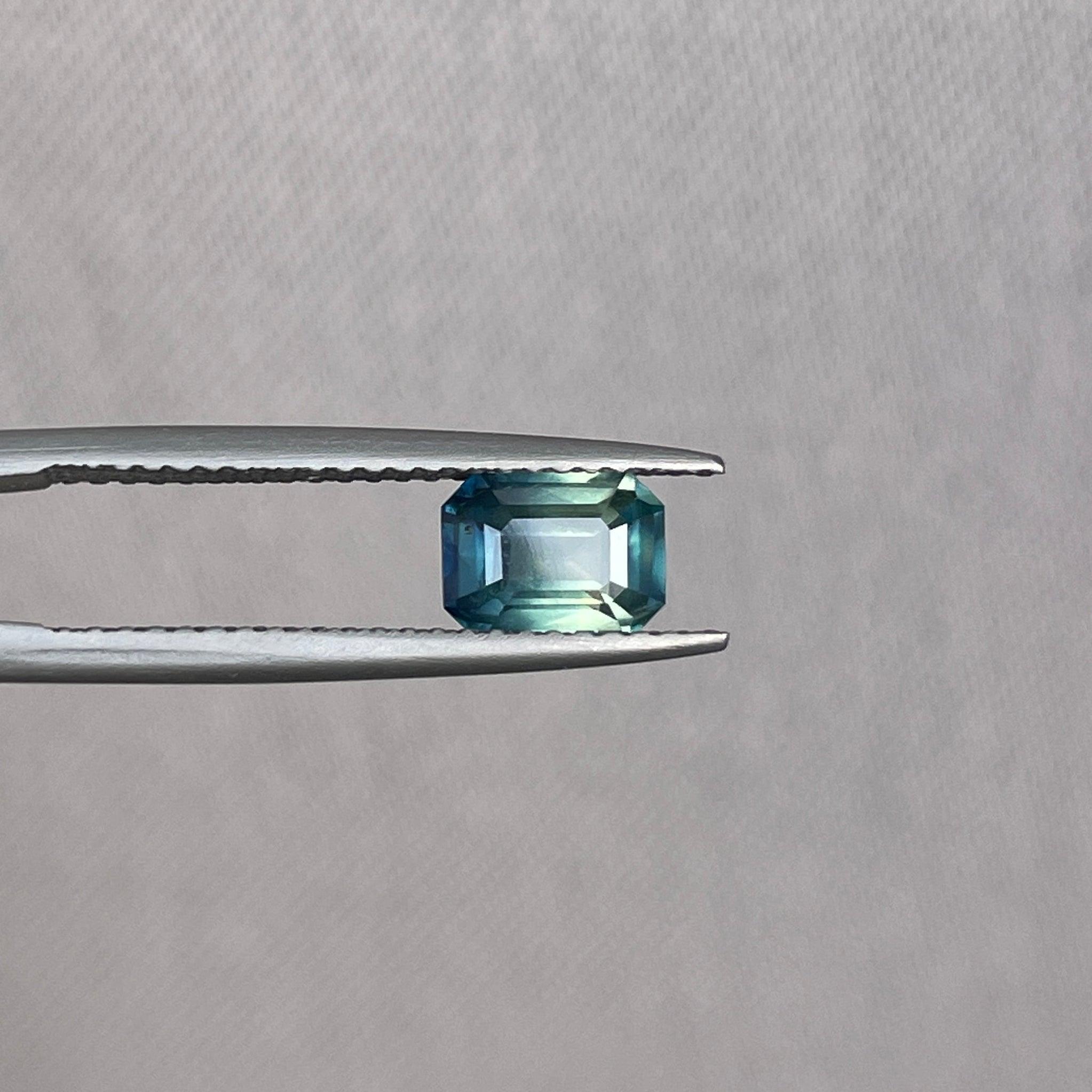 bi coloured parti sapphire