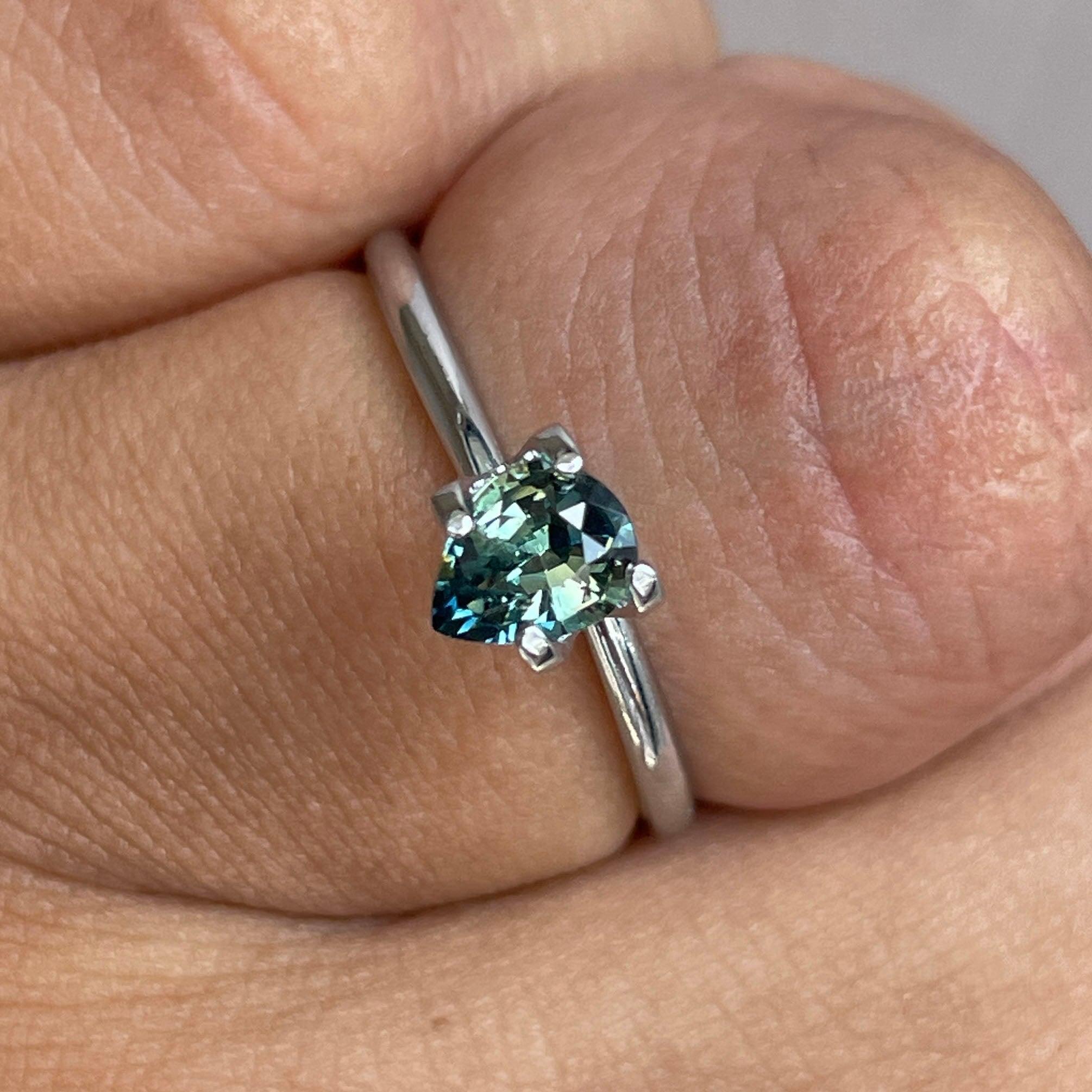 bi coloured parti sapphire