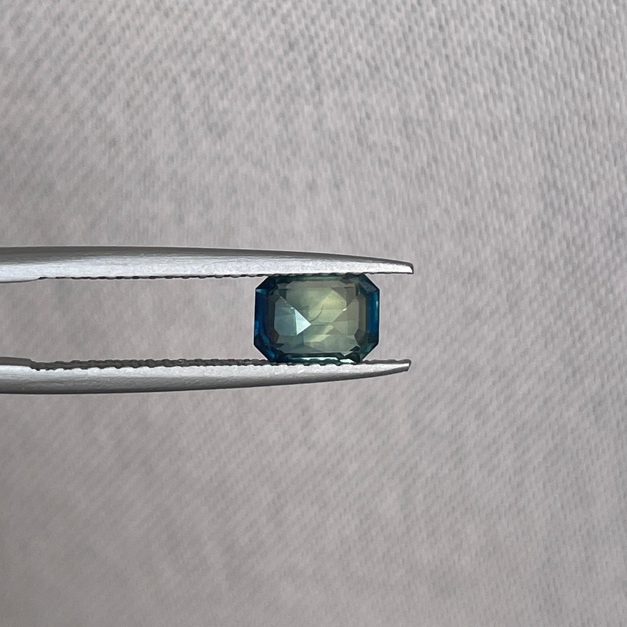 bi coloured parti sapphire