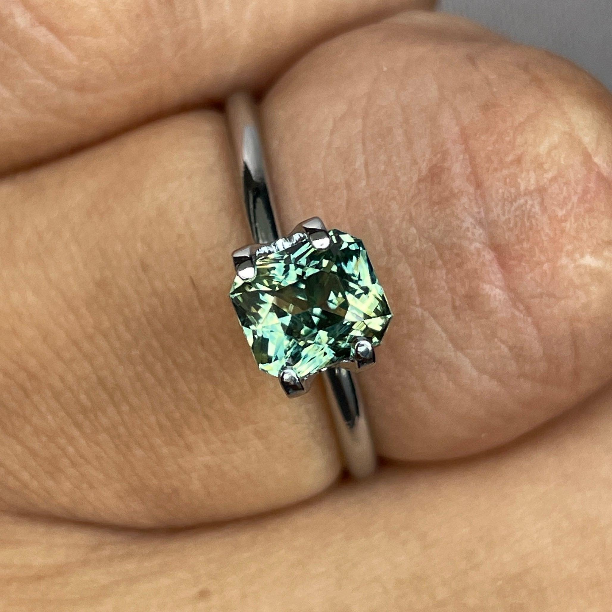 bi coloured parti sapphire