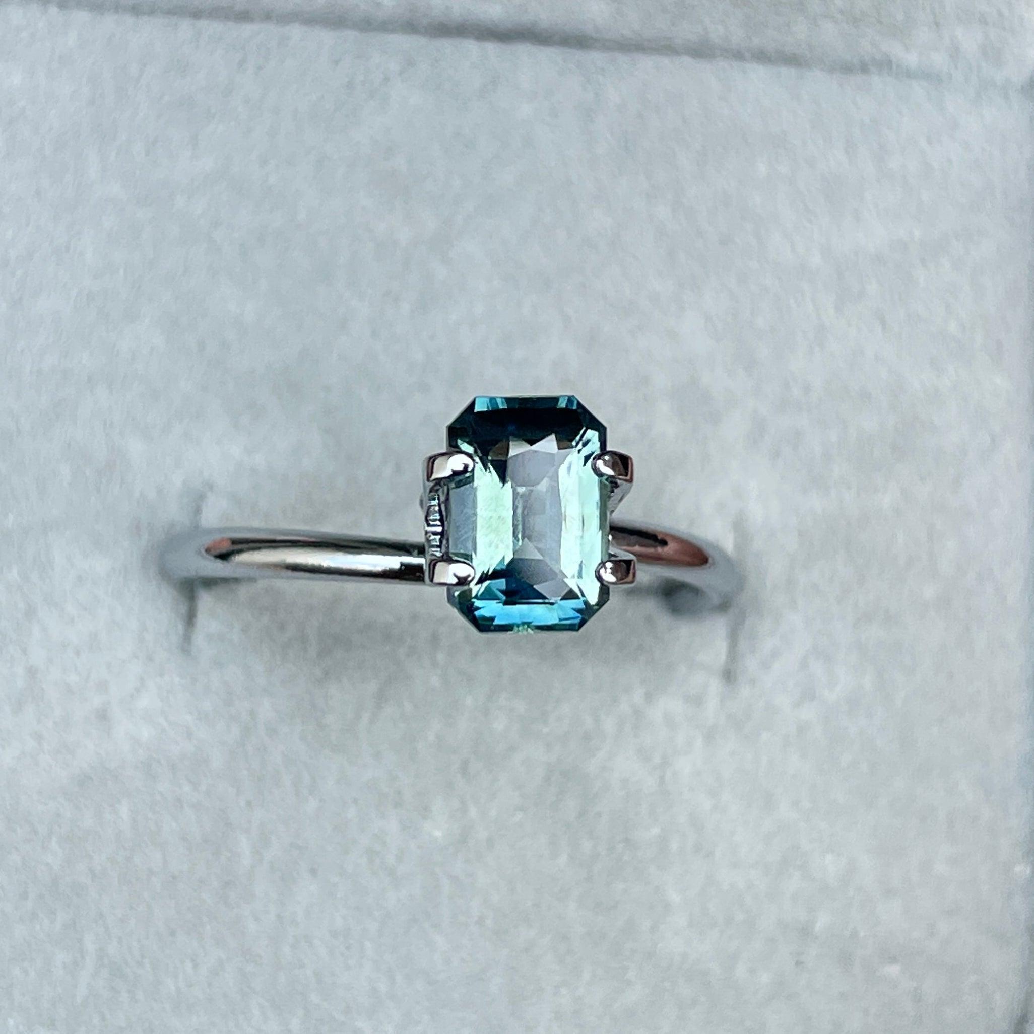 bi coloured parti sapphire