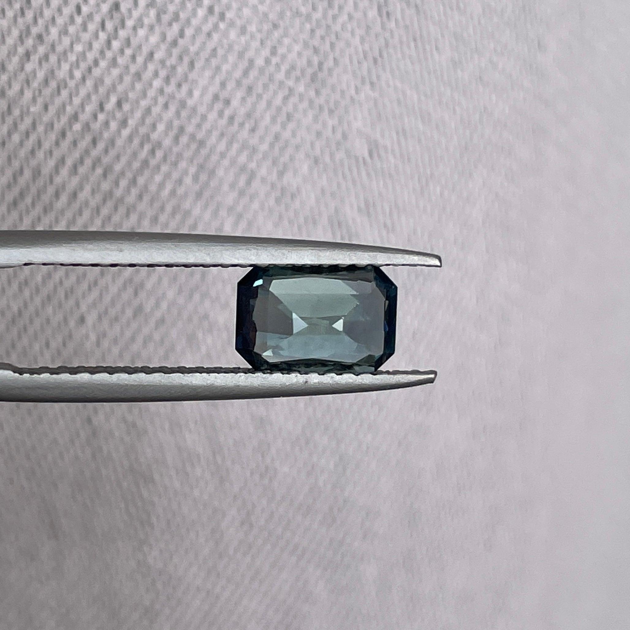 bi coloured parti sapphire