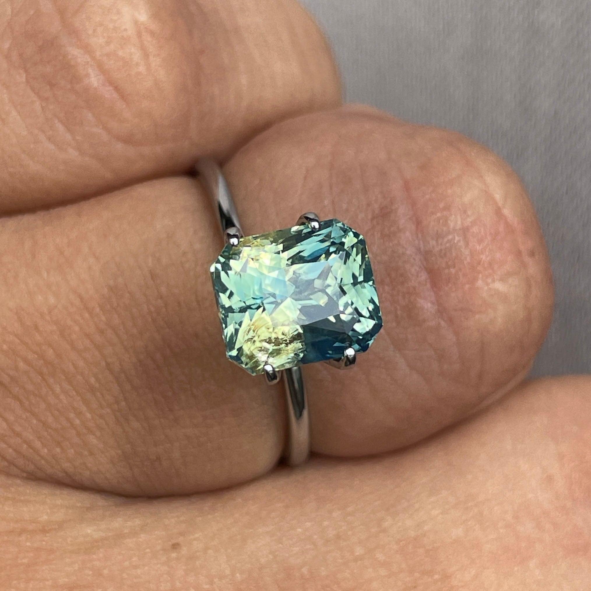 bi coloured parti sapphire