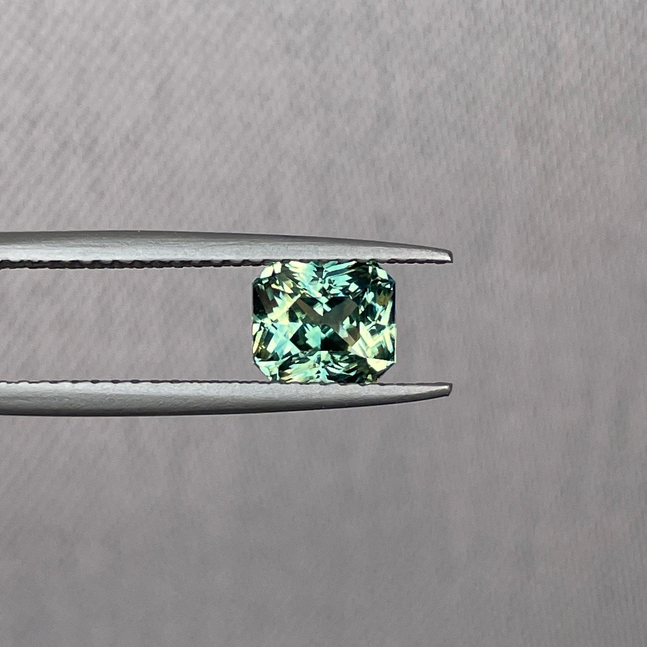 bi coloured parti sapphire