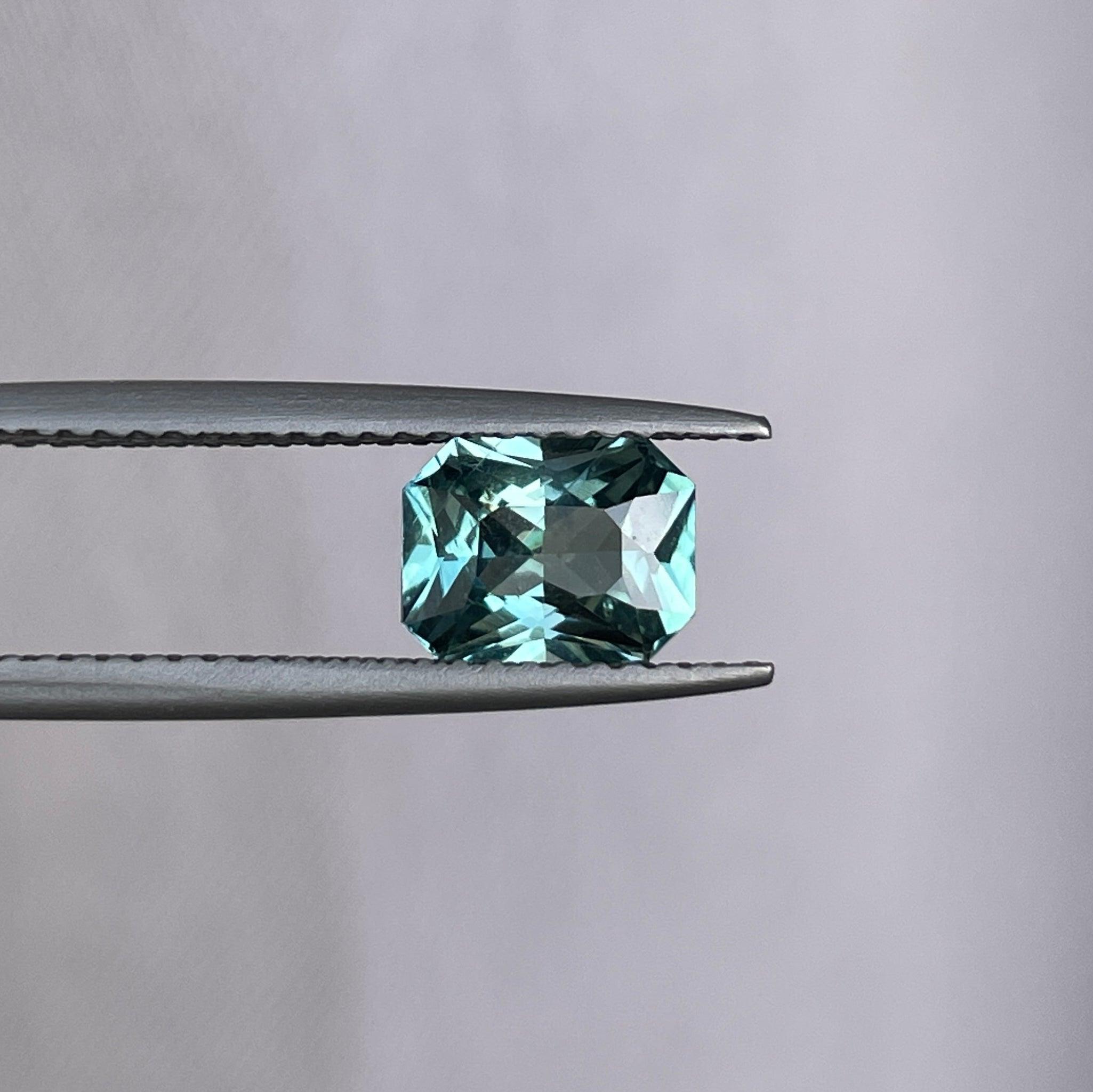 bi coloured parti sapphire