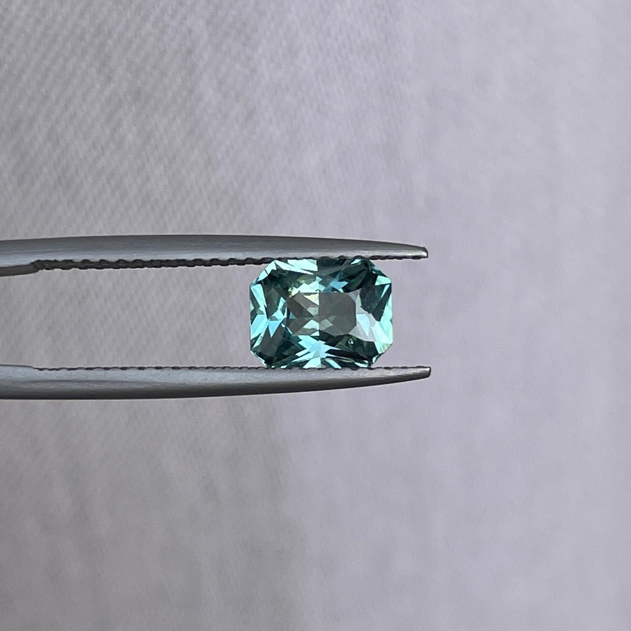 bi coloured parti sapphire