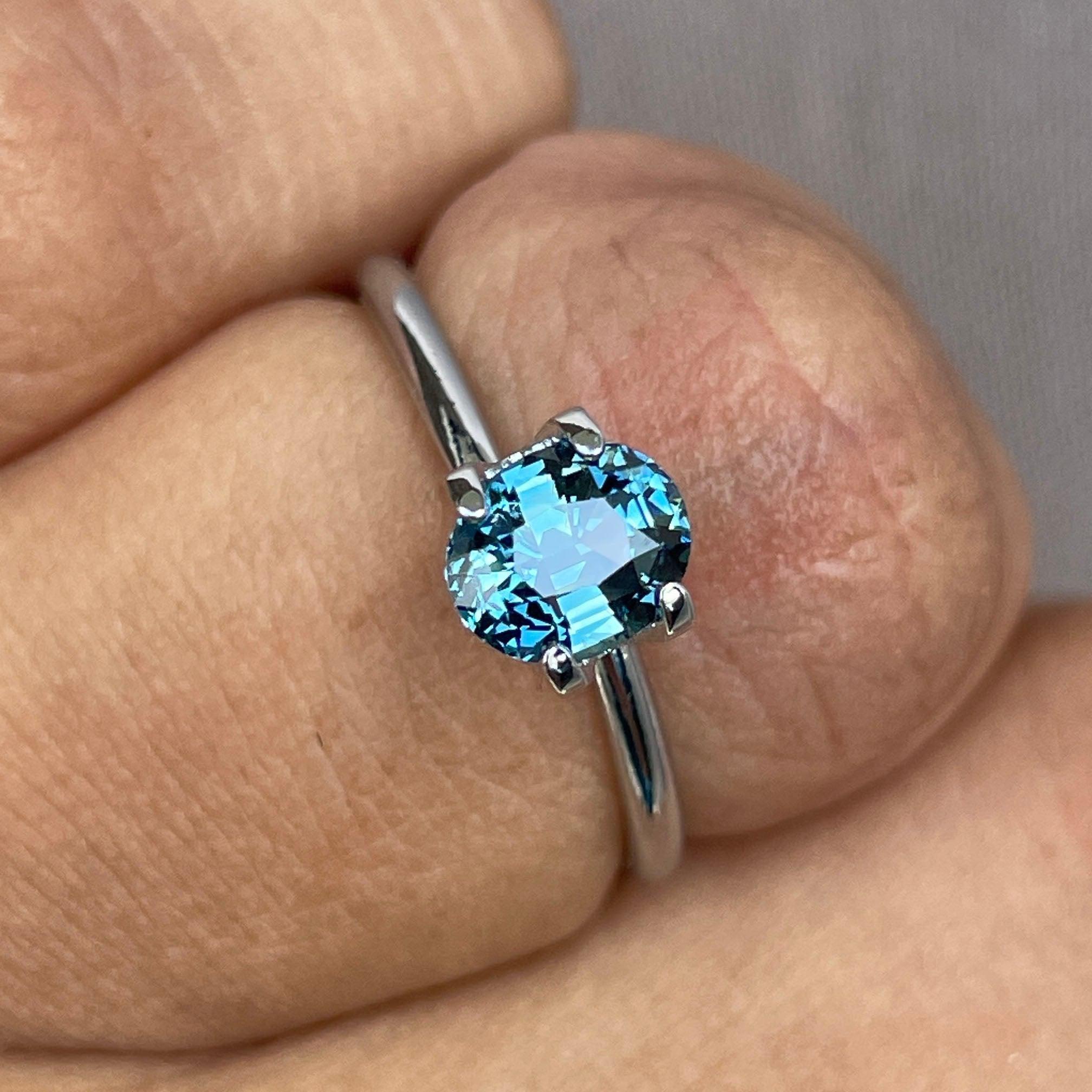 blue green sapphire