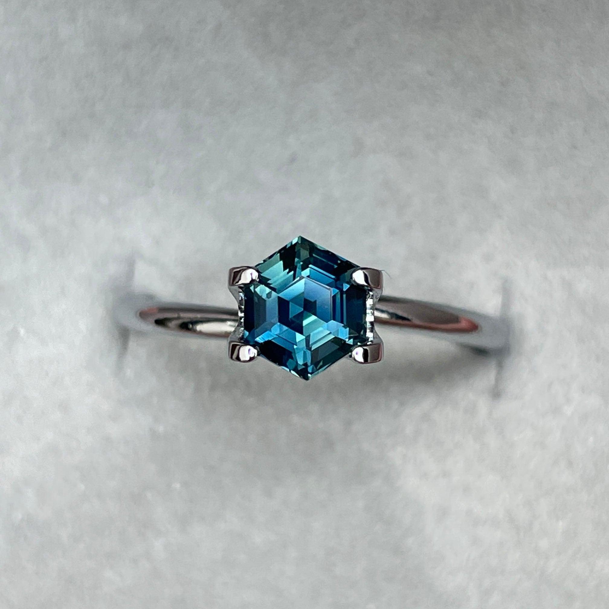 blue green sapphire