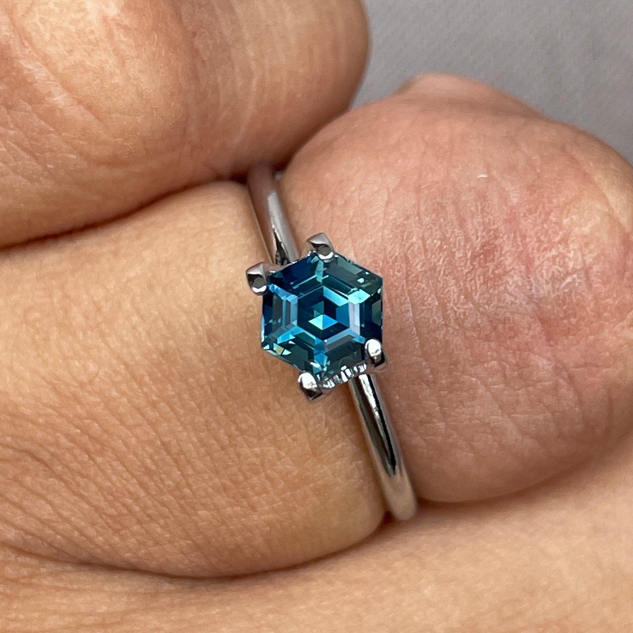 blue green sapphire