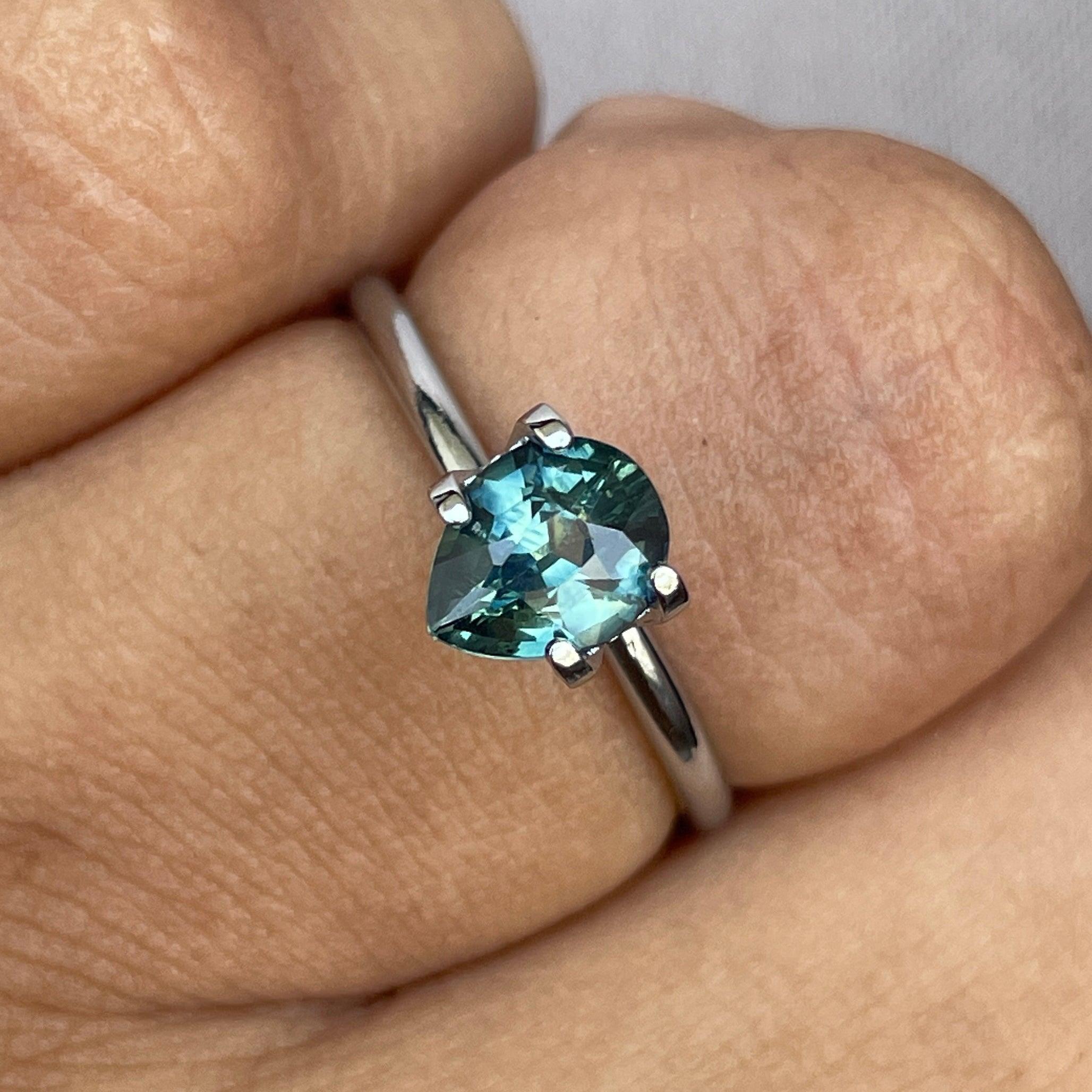 blue green sapphire
