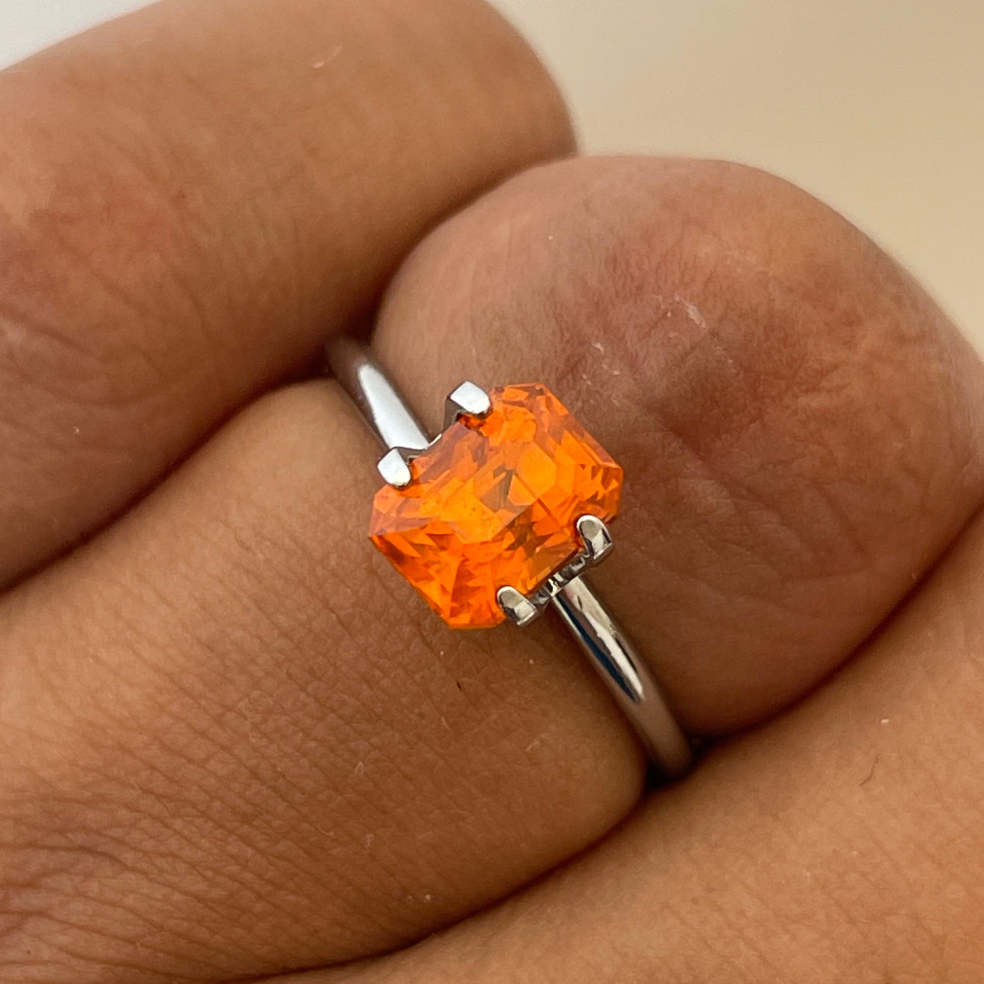 natural garnet emerald 2.68