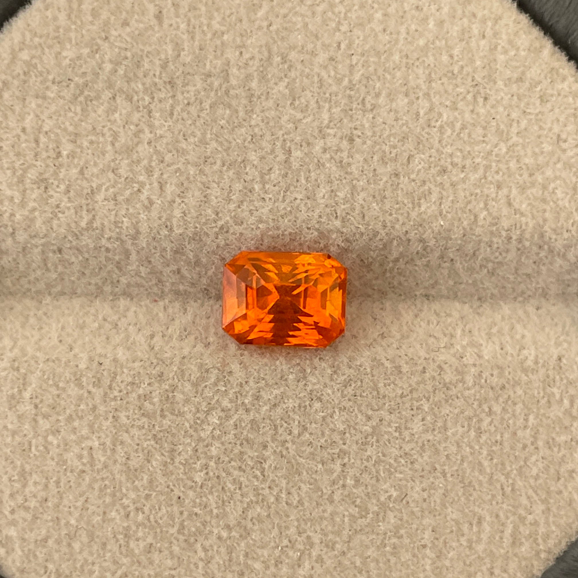 natural garnet emerald 2.68