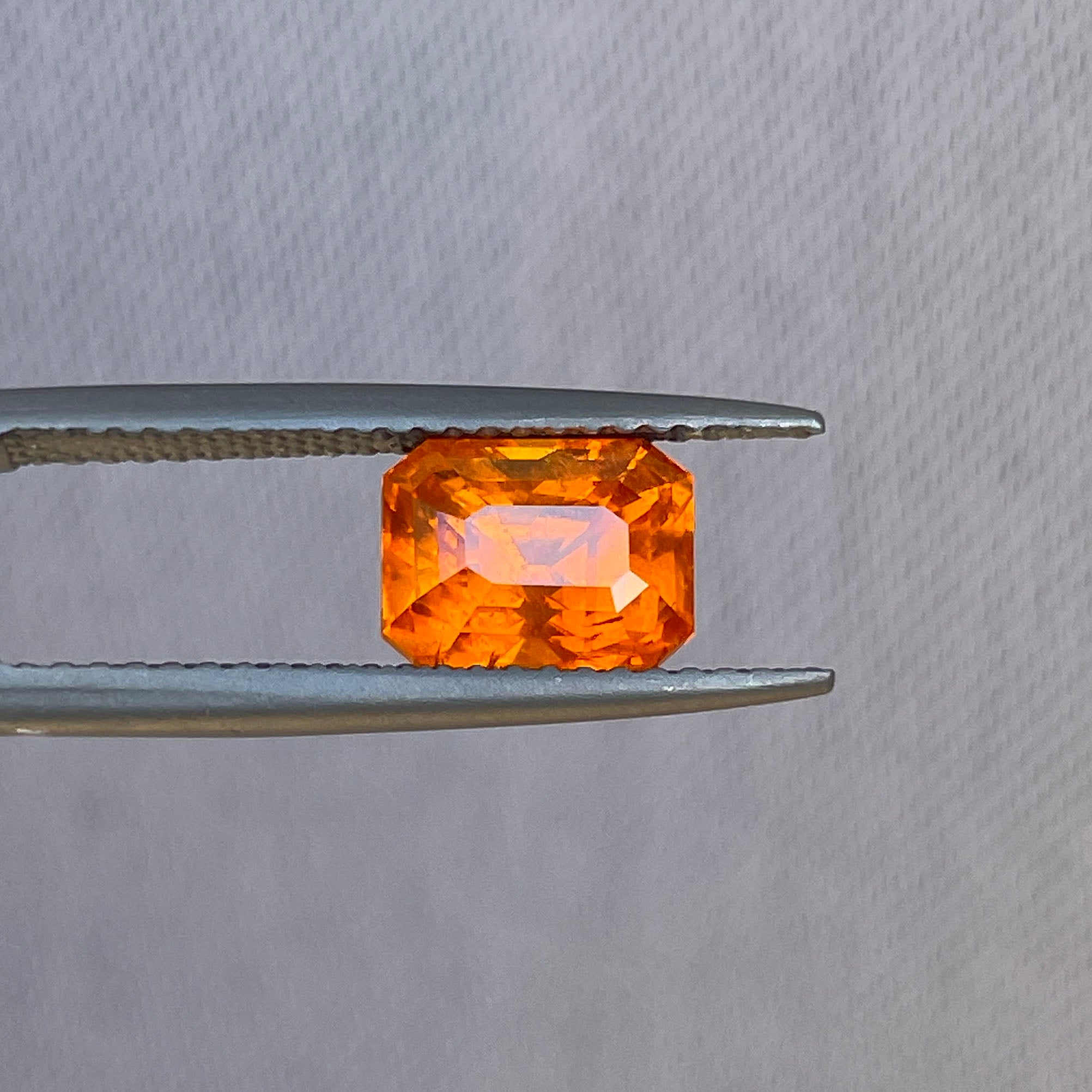 natural garnet emerald 2.68
