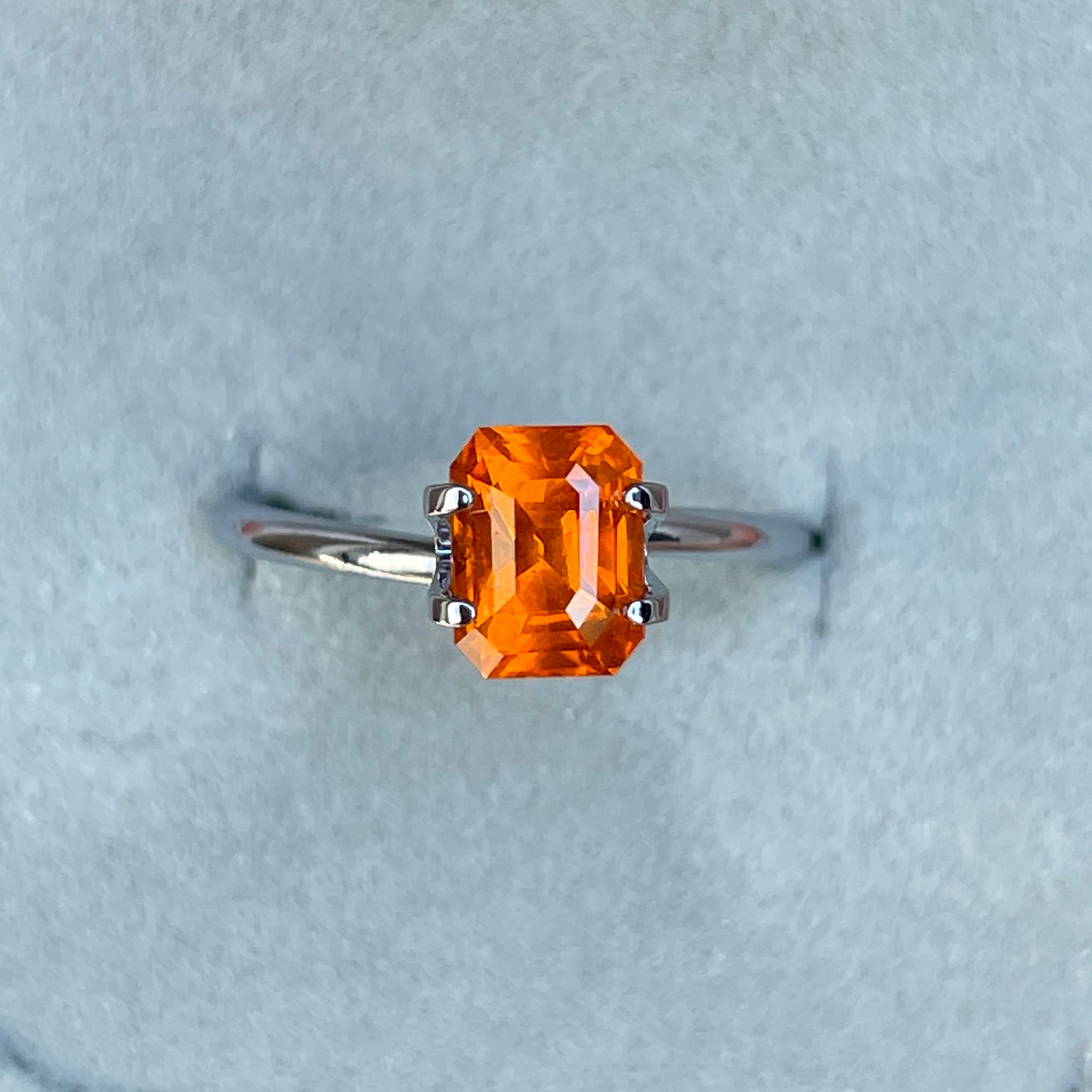 natural garnet emerald 2.68
