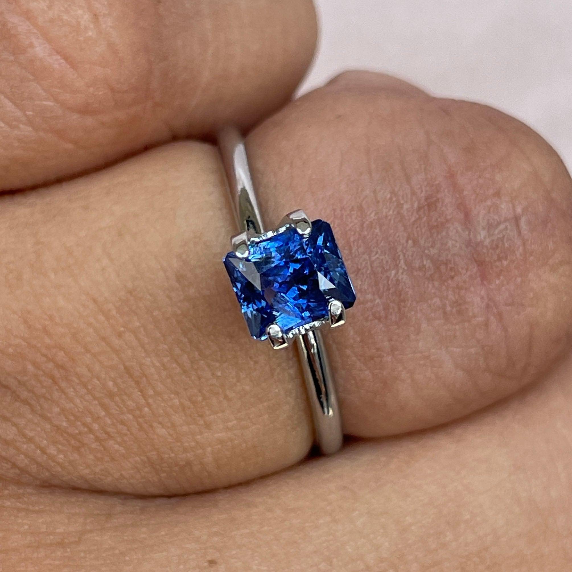 neelam blue sapphire stone