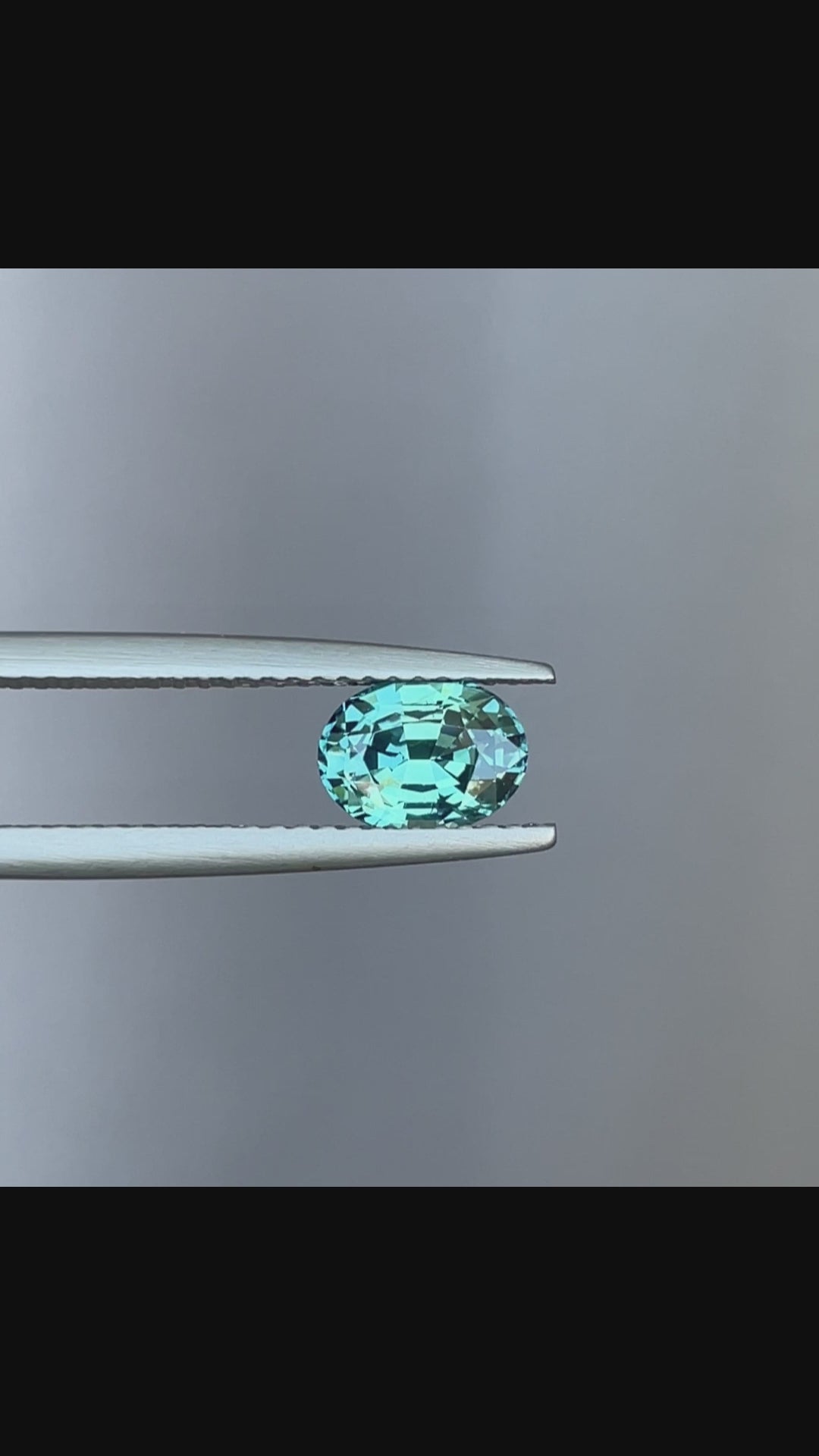 NATURAL BLUE GREEN SAPPHIRE OVAL 1.32