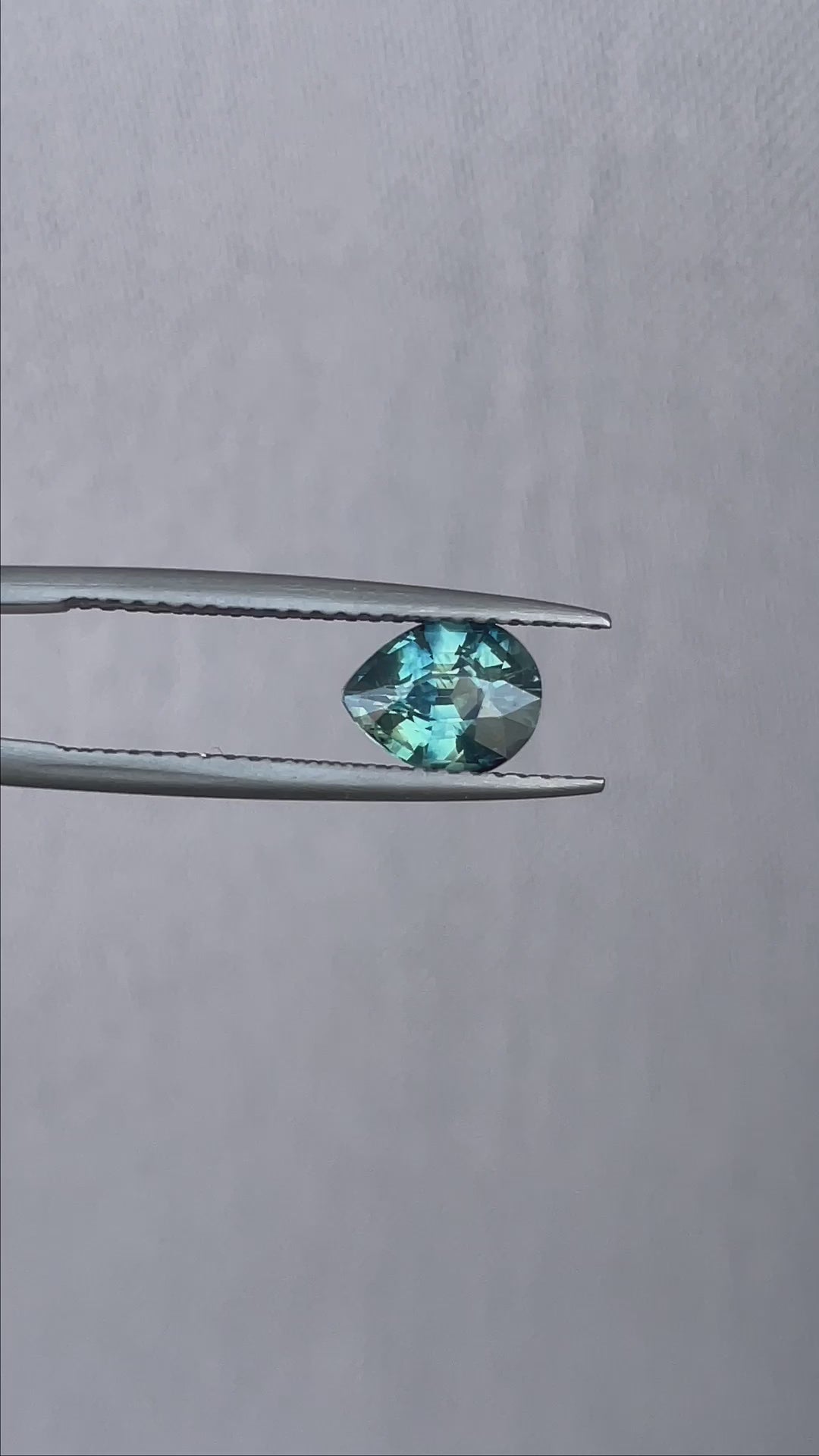 blue green sapphire