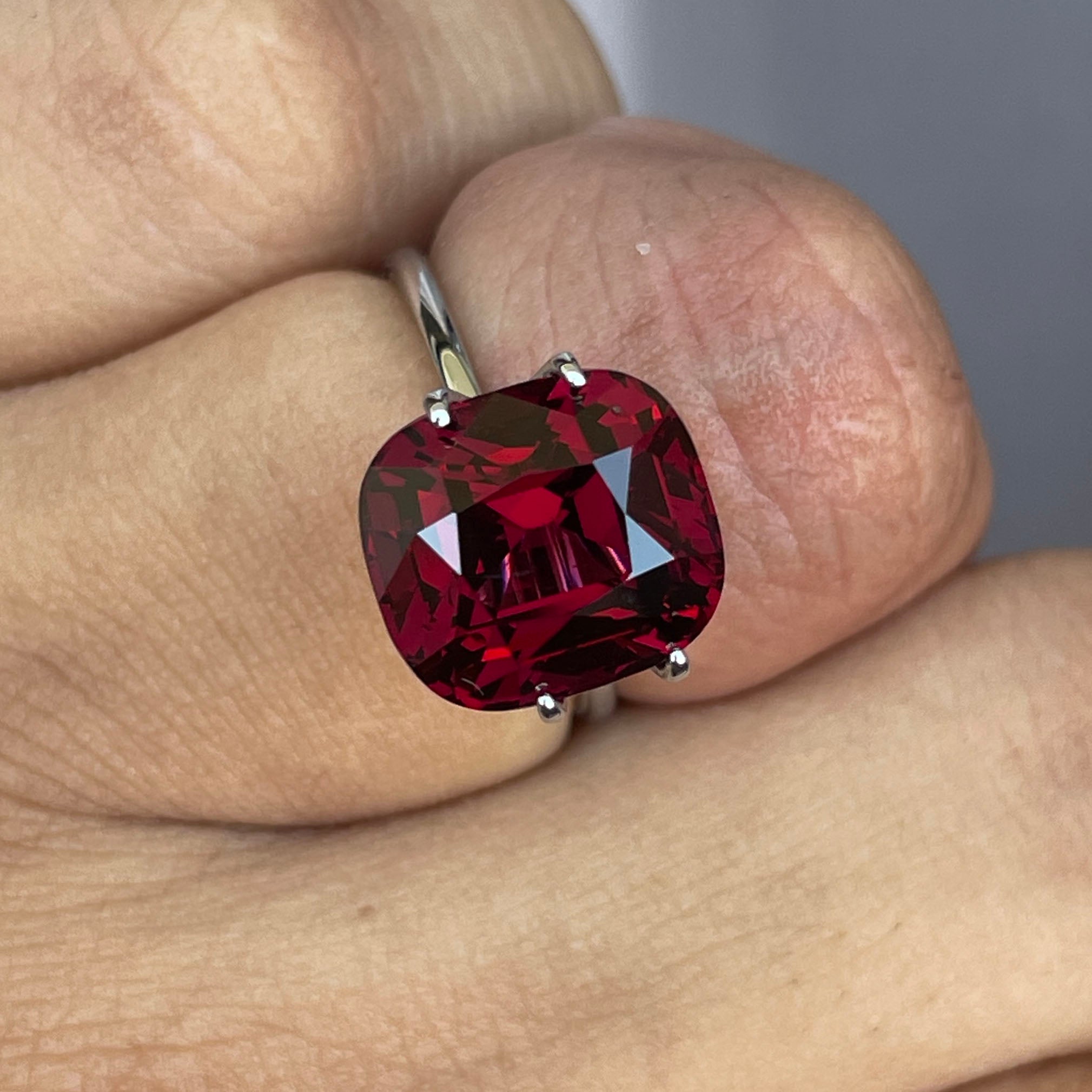 pyrope garnet red natural 10.10