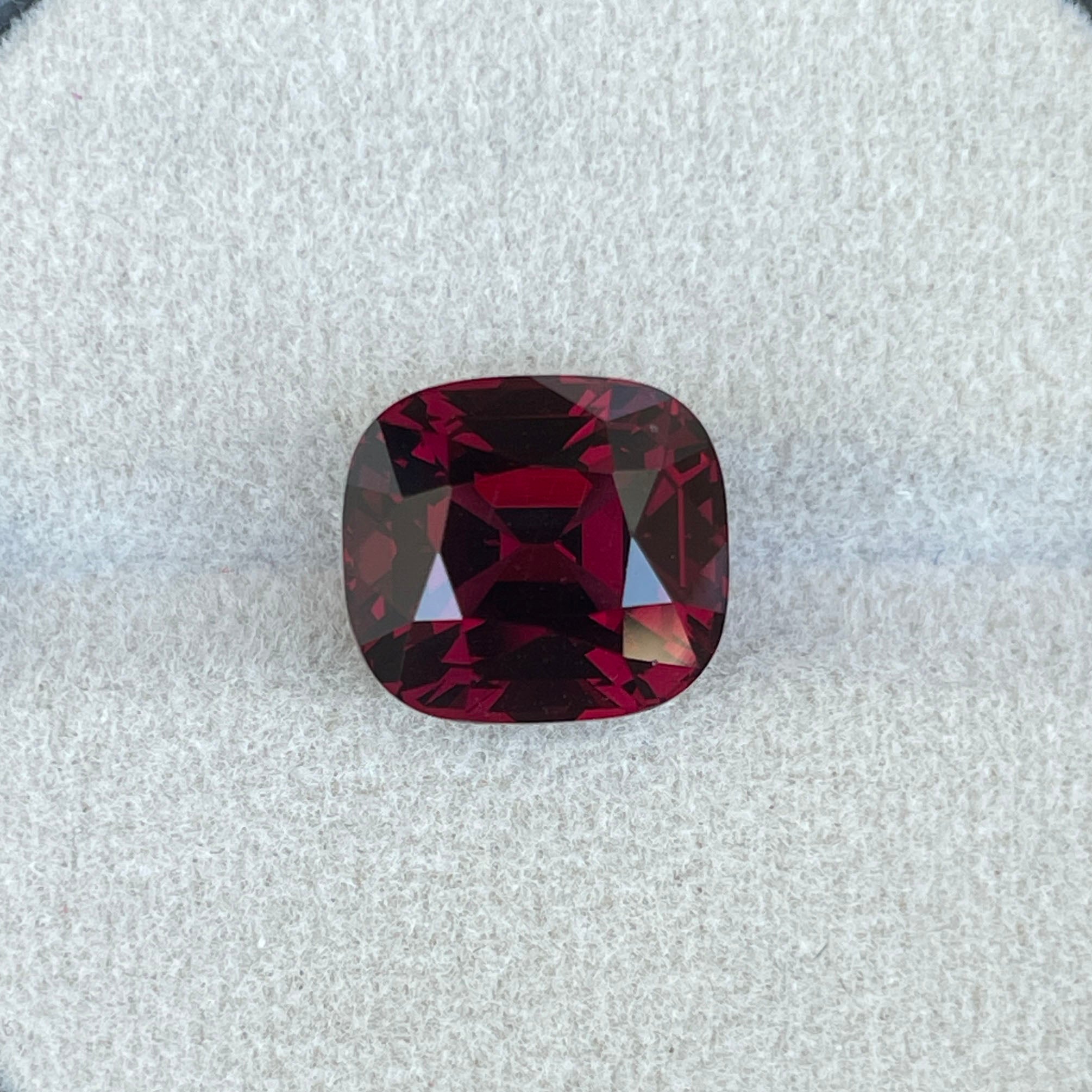 pyrope garnet red natural 10.10
