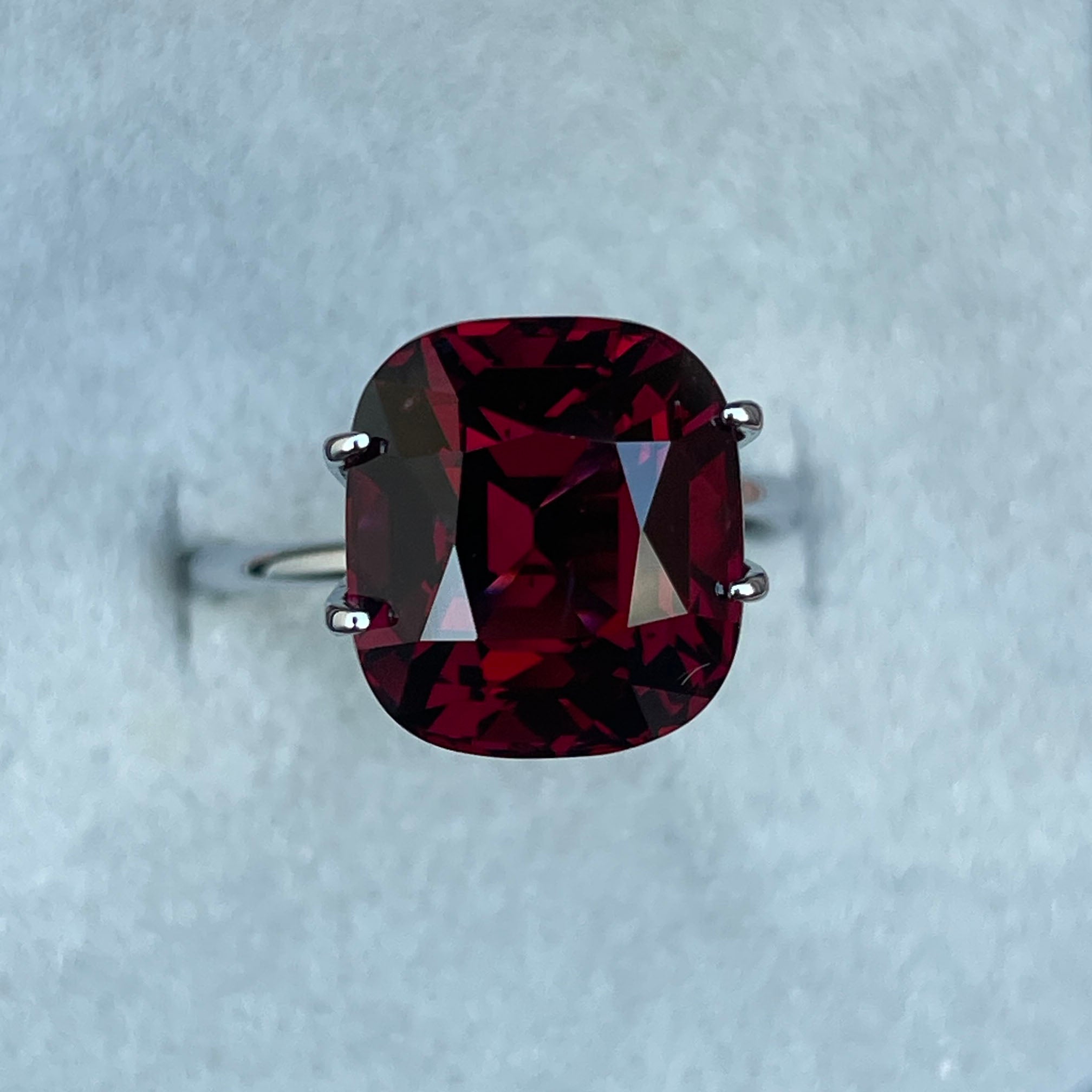 pyrope garnet red natural 10.10