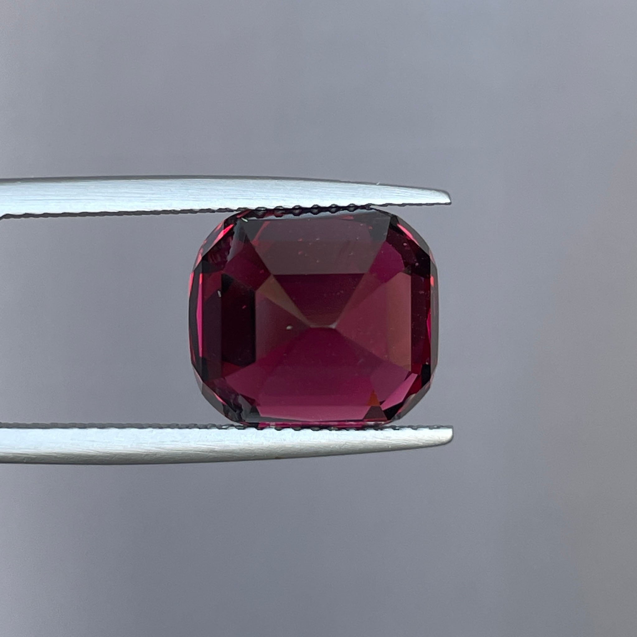 pyrope garnet red natural 10.10